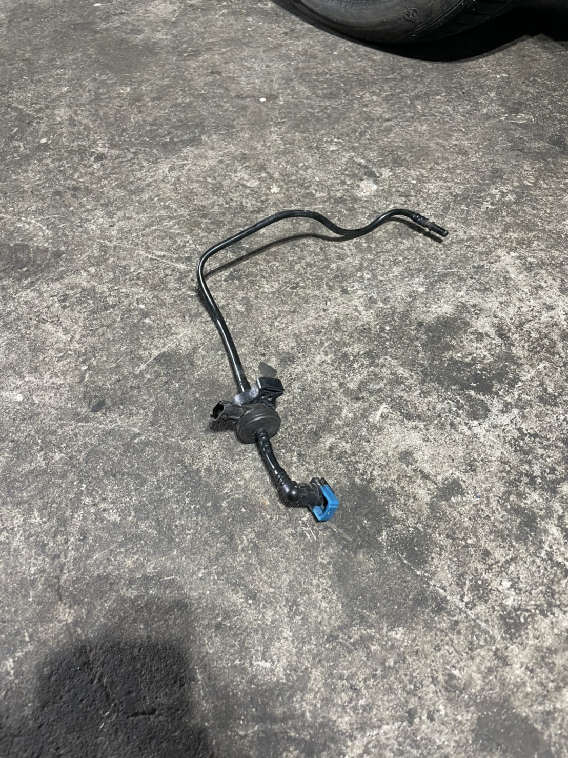 ท่อแวคคั่ม FORD RANGER ปี 2011-2014 T6 2.5 เบนซิน / แท้ (1เส้น)