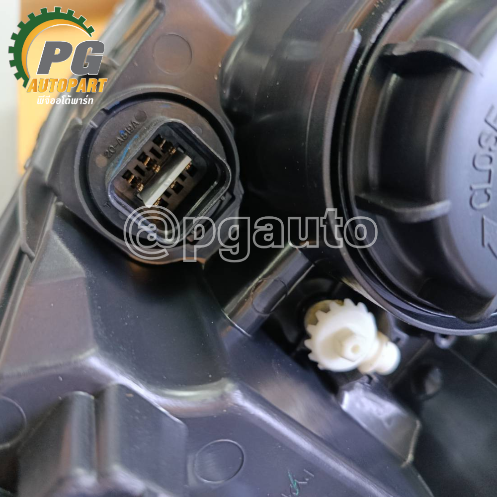 ชุดไฟหน้า RH CHEVROLET CAPTIVA ปี 2012-2015 (1ชิ้น) / แท้ศูนย์