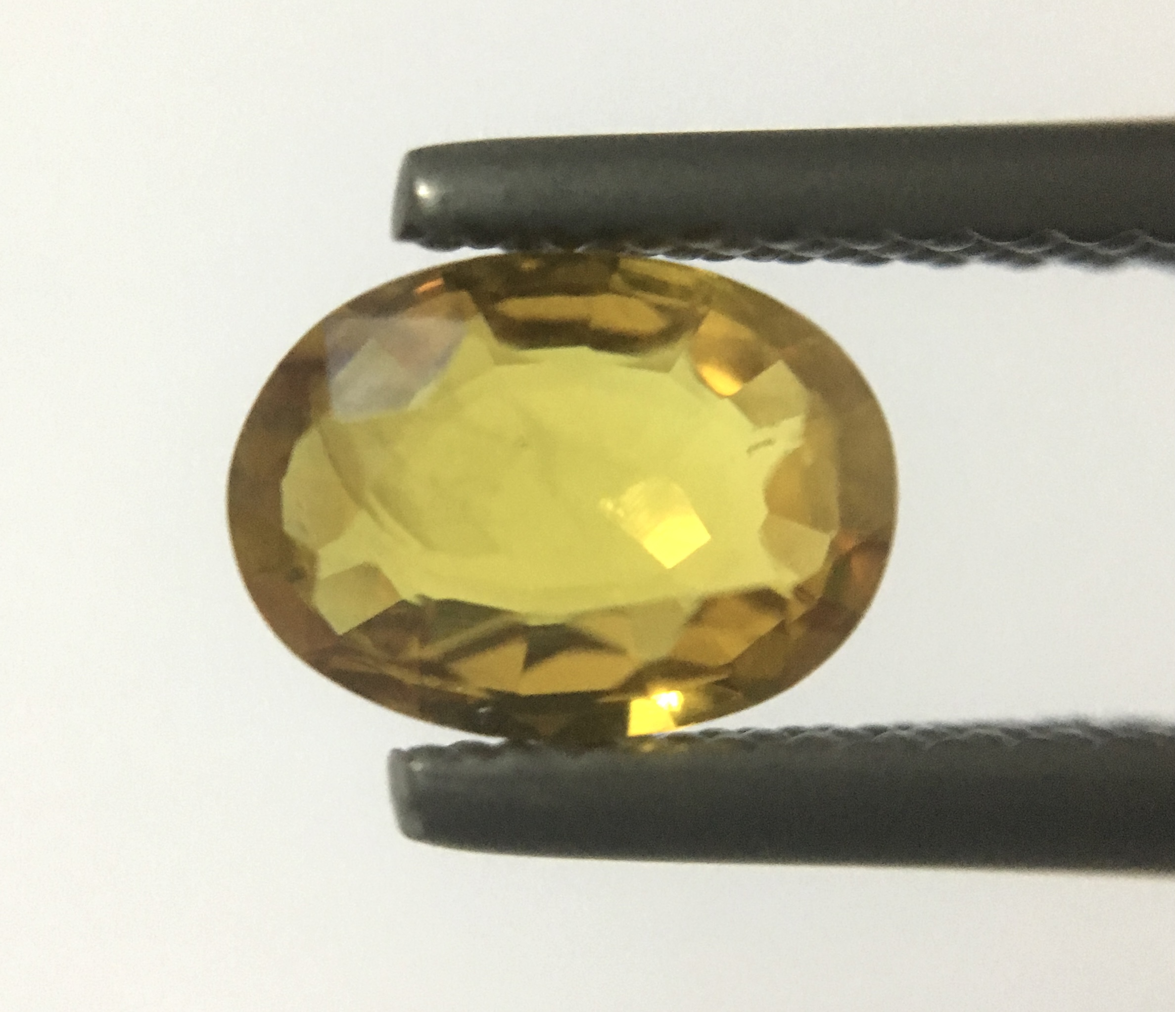 YELLOW SAPPHIRE บุษราคัม แท้ 1.14 กะรัต สีสวยสด ไฟดีม๊าก พลอยแท้ไม่พอใจยินดีคืนเงิน