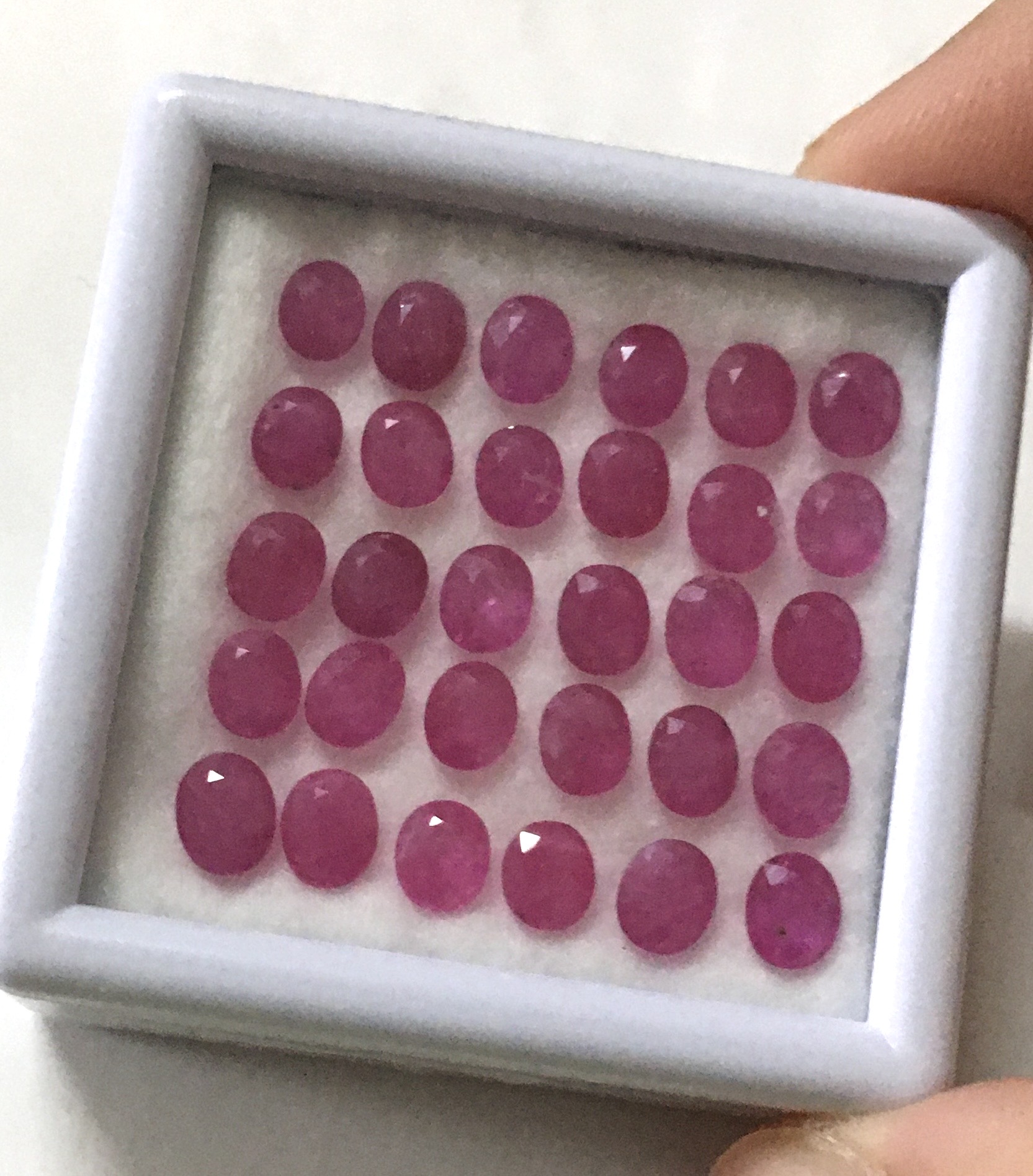 (เหมากล่อง) ทับทิมพม่า เผาเก่า ทับทิมแท้ 30 เม็ด 15.45 กะรัต พลอยแท้ เนื้อดี สีหวานม๊าก ไฟดีม๊ากจ้า