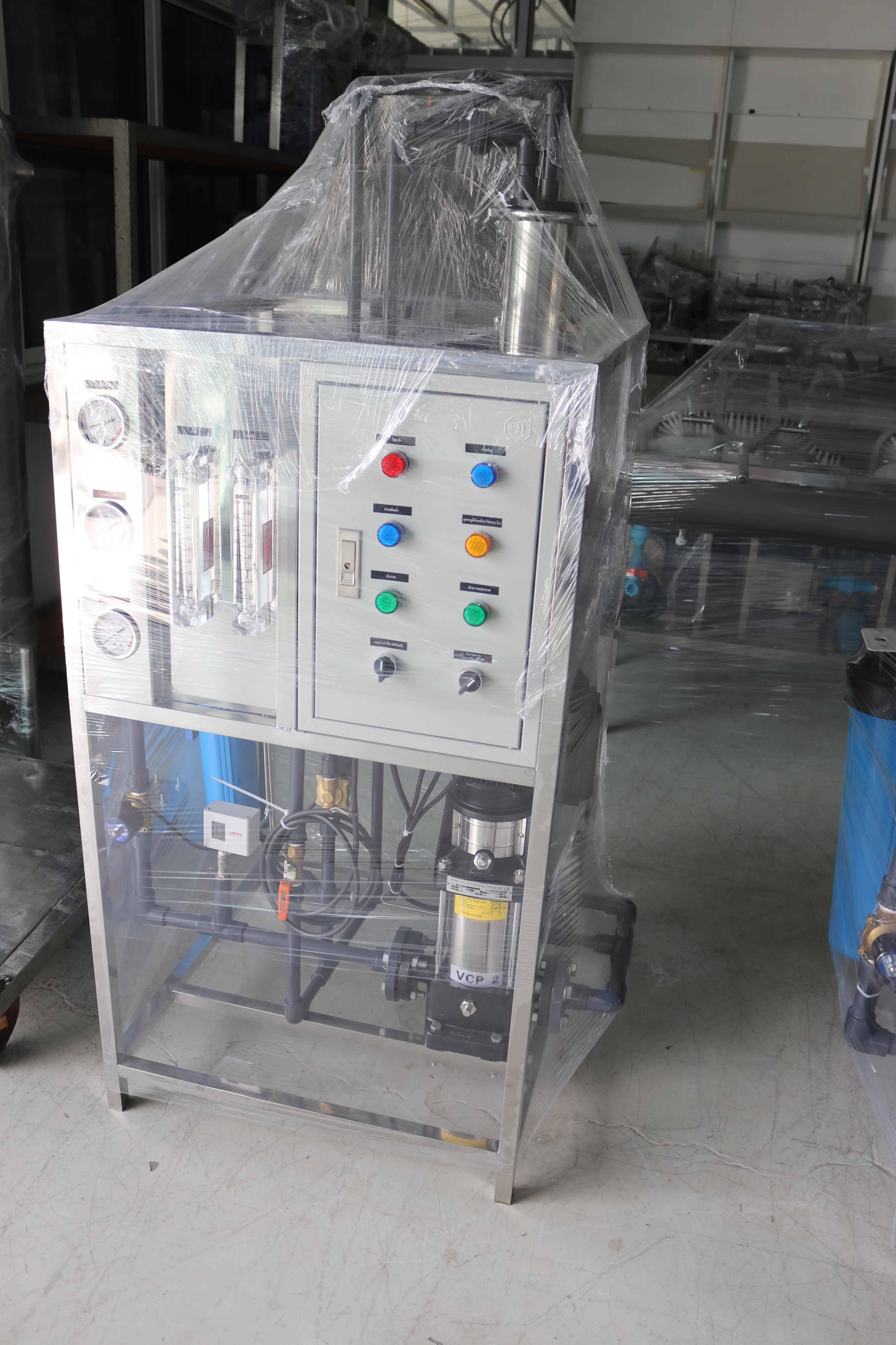 เครื่องกรองน้ำอุตสาหกรรมระบบ Reverse Osmosis (RO) ยี่ห้อ UNIPURE กำลังการผลิต 6,000 ลิตรต่อวัน