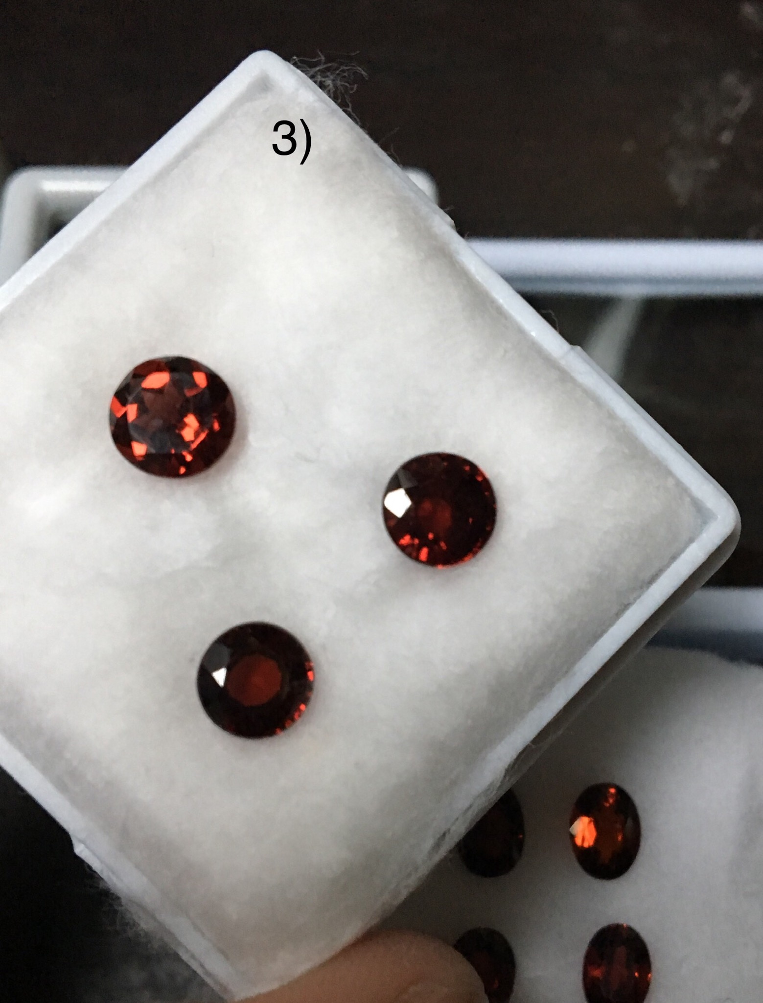 (เริ่มต้น 390 บาท)โกเมนแท้คละเชฟ เนื้อดี สีสดเว่อร์ พลอยสวยคัดแล้วทุกเม็ด ไม่พอใจยินดีคืนเงิน