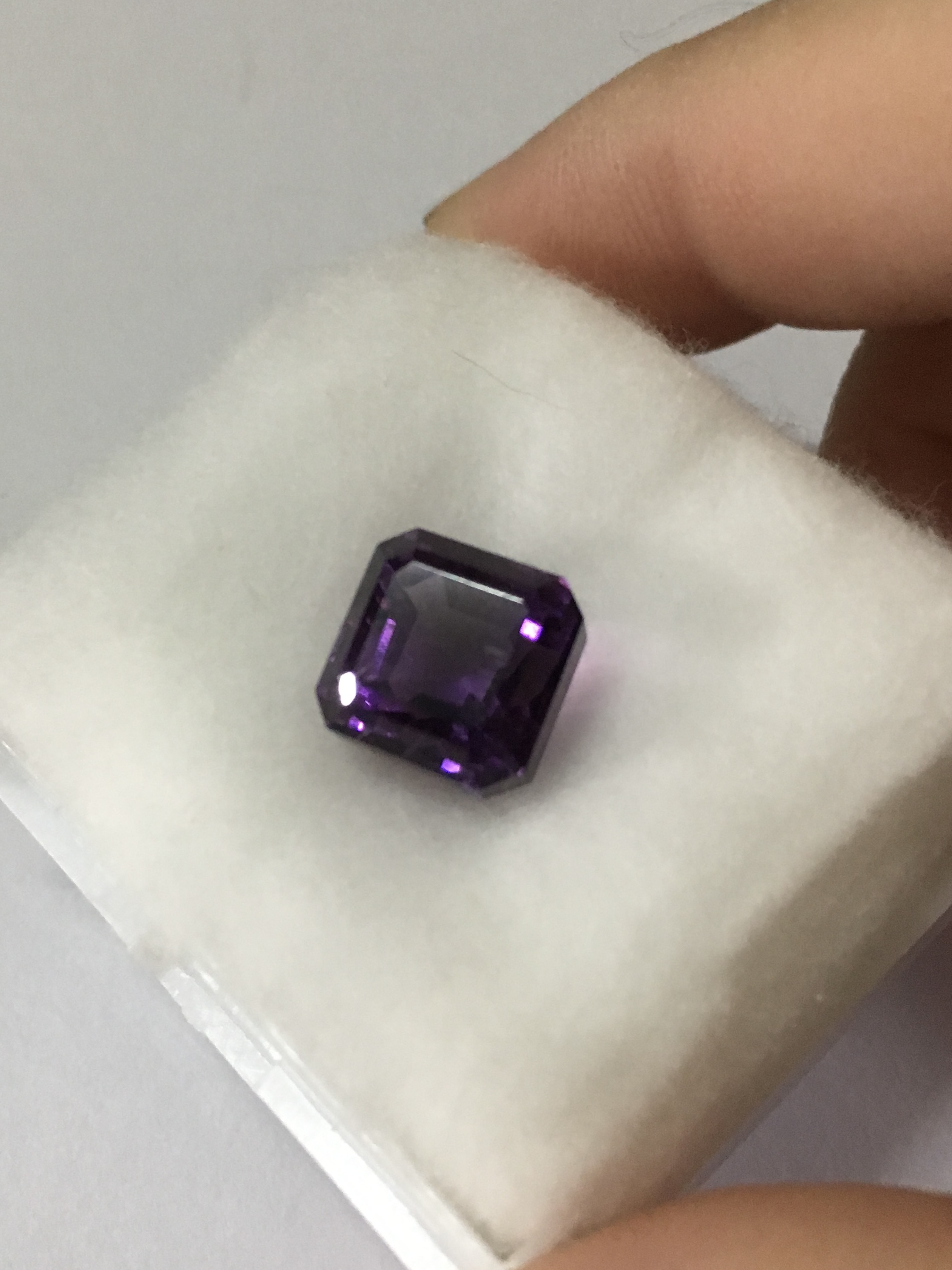 AMETHYST อเมทิสต์แท้ 6.87 กะรัต เนื้อใสติ๊ง เจียรแฟนซีเกร๋ๆ พลอยทรงสูง เหมาะทำงานดีไซน์ค่ะ