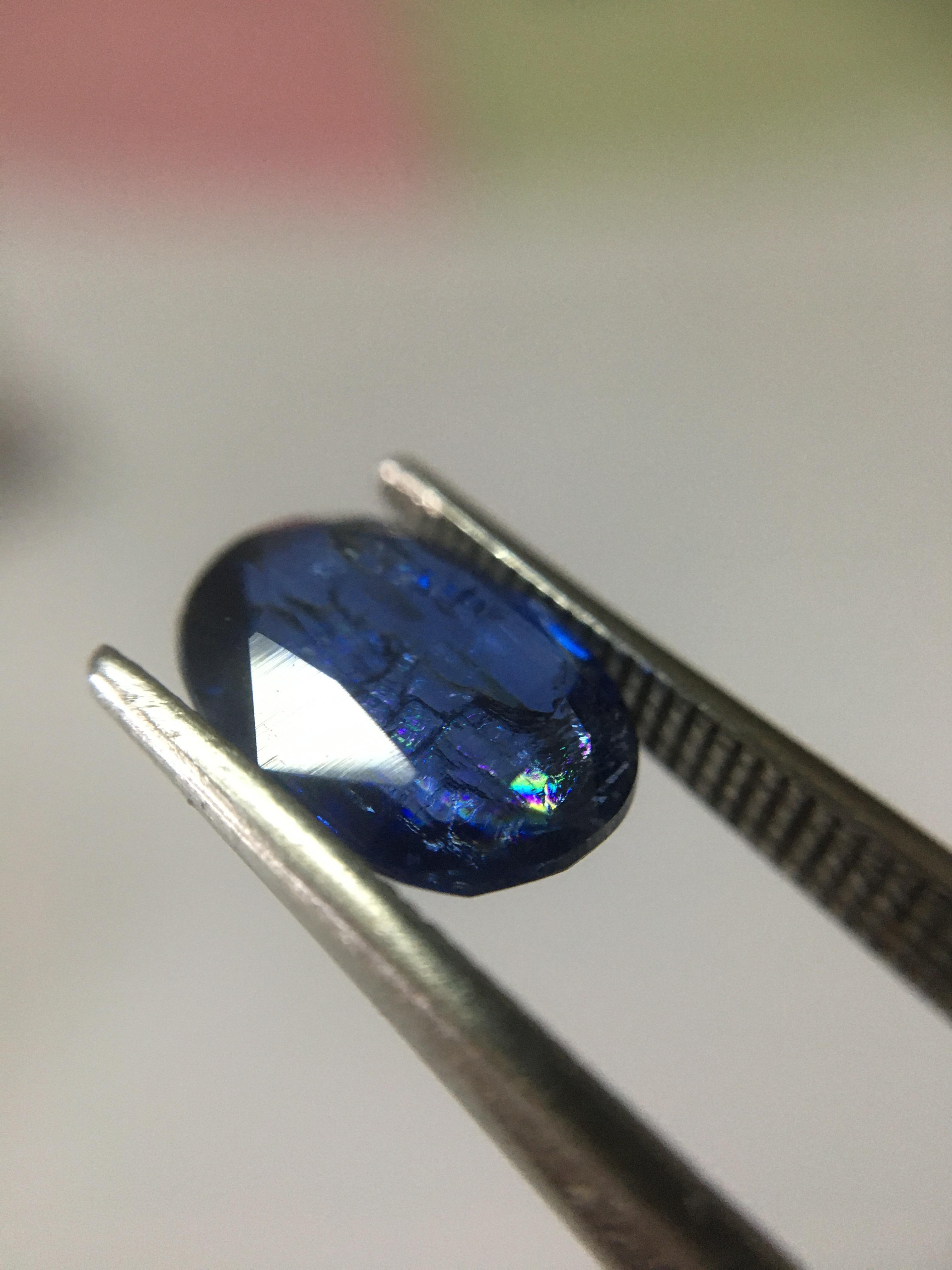 KYANITE ไคยาไนต์ แท้ 1.9 กะรัต พลอยดิบธรรมชาติ สีสดจัด ไฟดี ติดรุ้งเต็มเม็ด สวยมีเสน่ห์ น่าสะสม