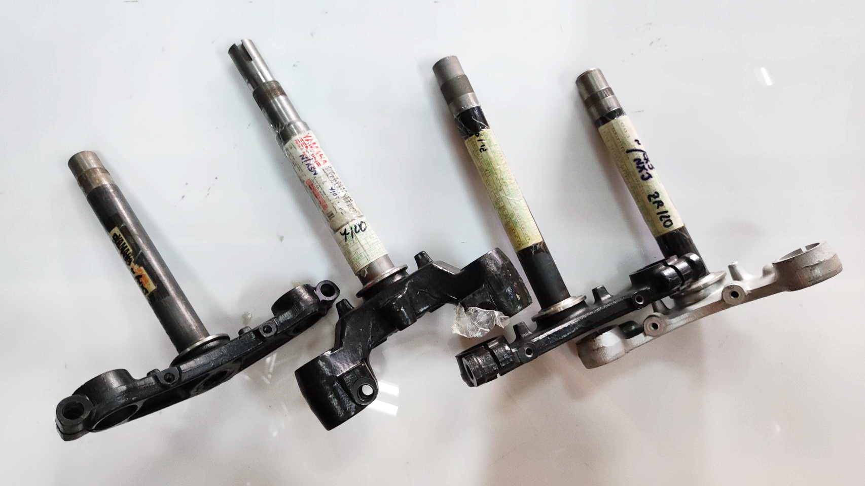 แผงคอล่างแท้ ยามาฮ่า 2 จังหวะ Belle100/R Y100/Mate100 JR120 ZR120