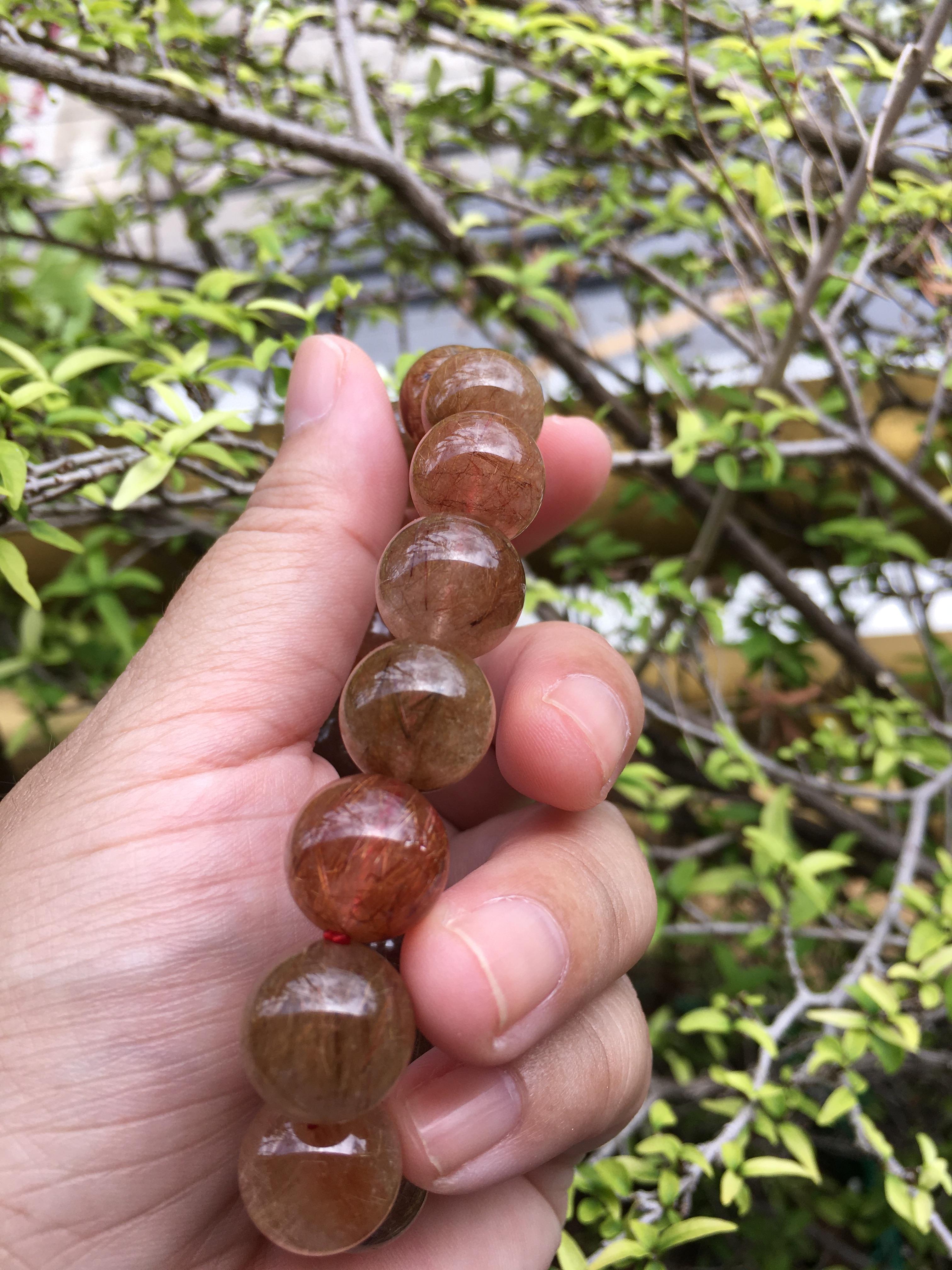 (สวยคุ้ม) ข้อมือหินนำโชค ไหมสามกษัตริย์ 13.5 มม.เส้นนี้เล่นไฟระยิบระยับมากค่ะ เส้นใหญ่ ราคาพิเศษ