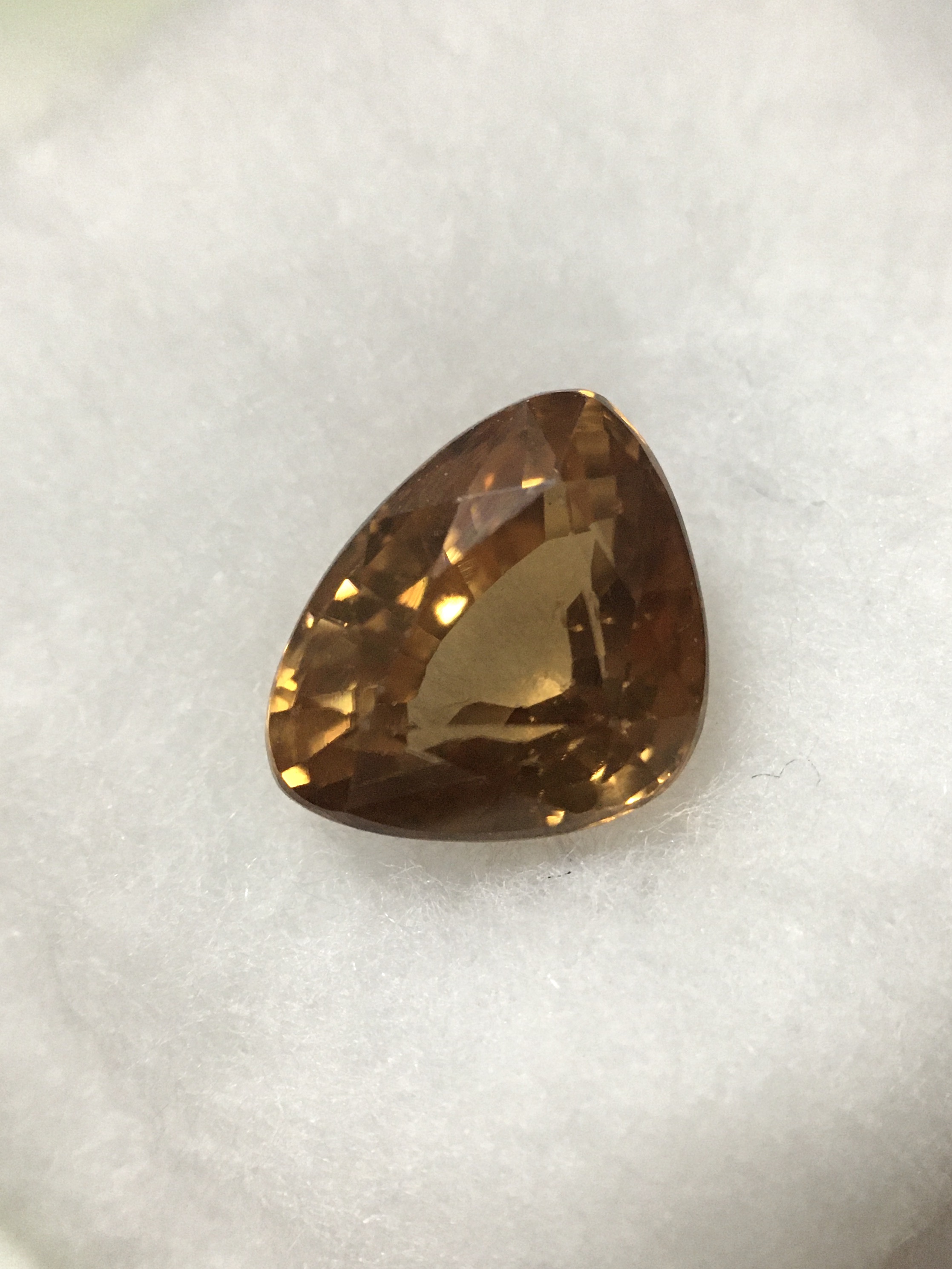 ZIRCON เพทาย แท้ 2.58 กะรัต พลอยแท้ ประกายเพชร เนื้อใส ไฟดี สวย น่าสะสม