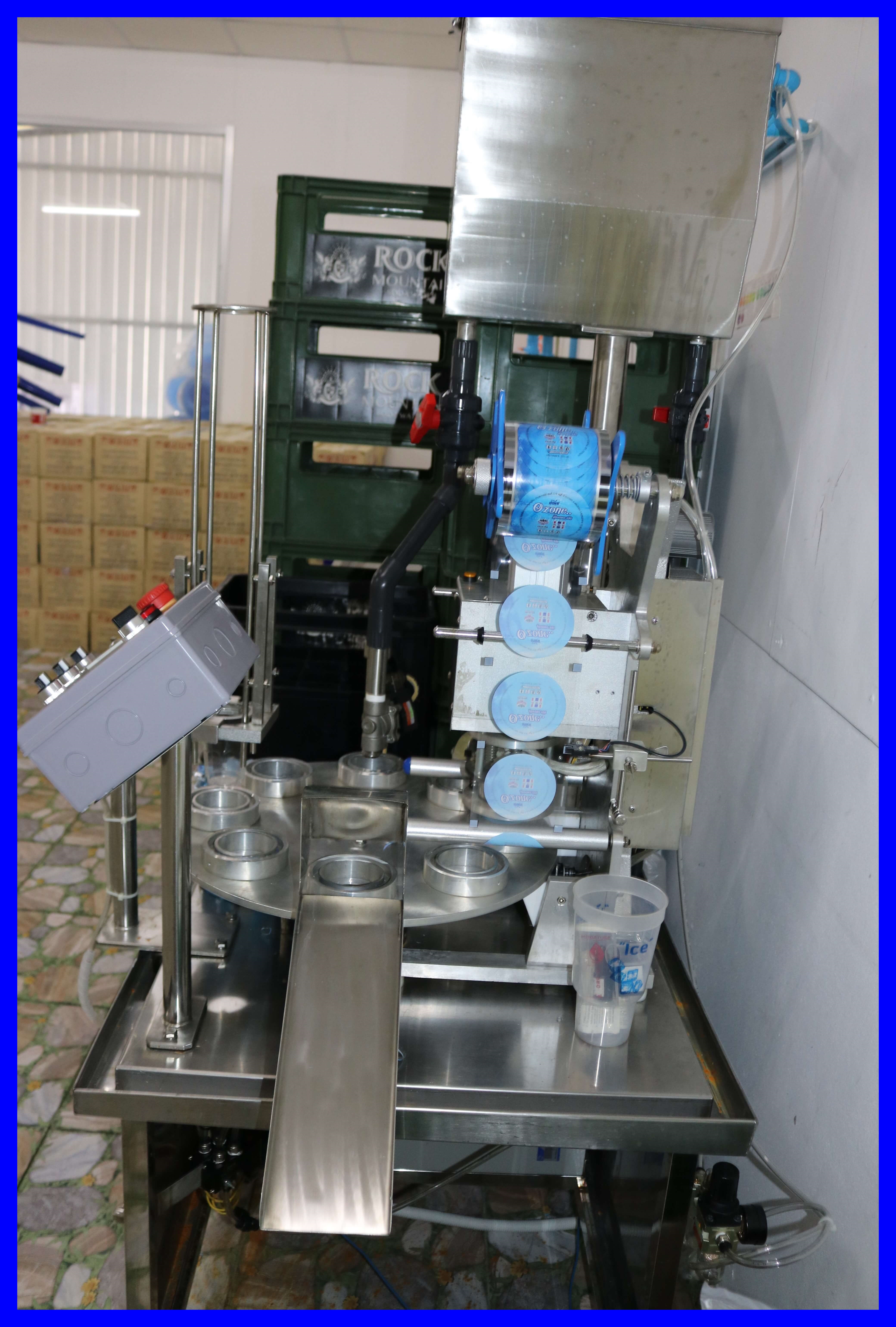 เครื่องบรรจุน้ำแก้ว(อัตโนมัติ)