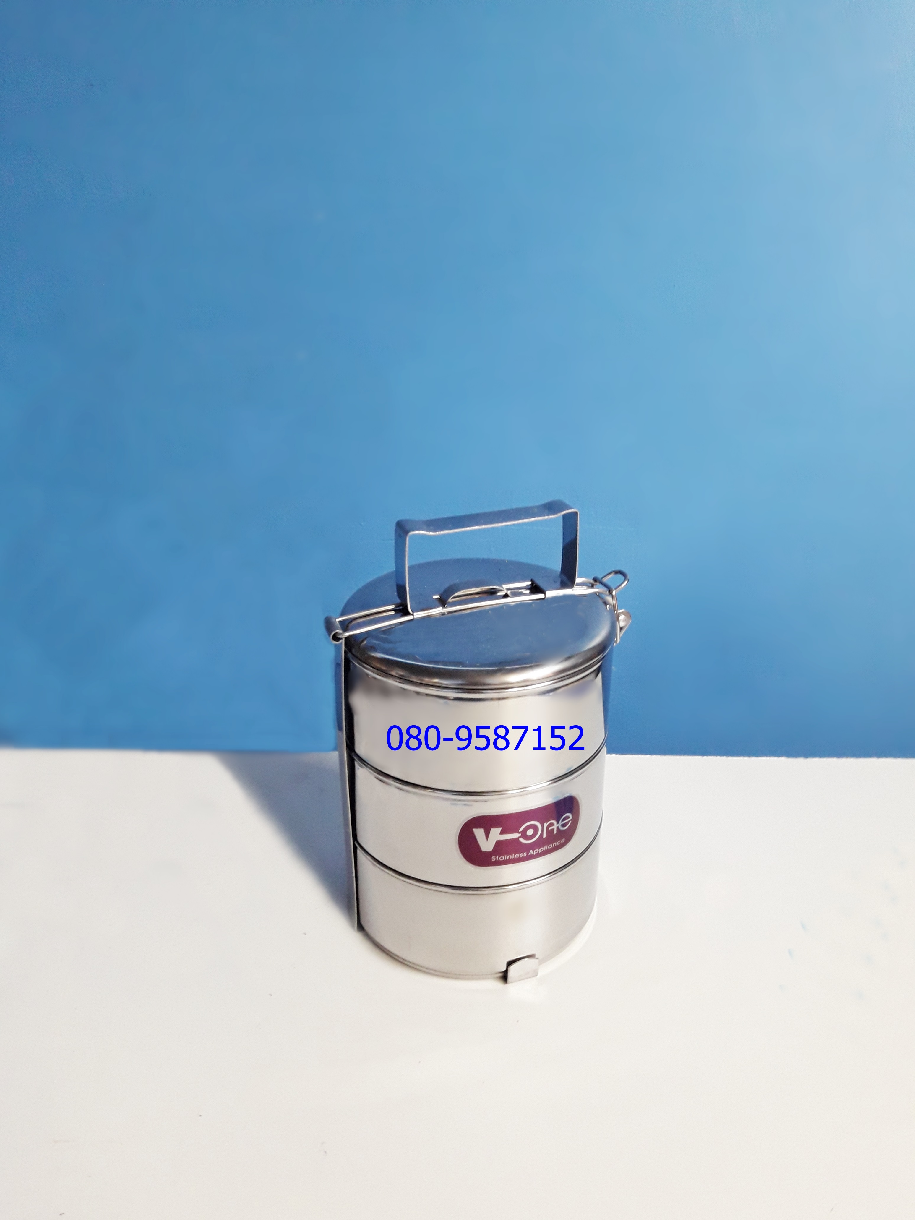 ปิ่นโตสแตนเลส ตรา V-one ขนาด 10 x 3 ซ.ม