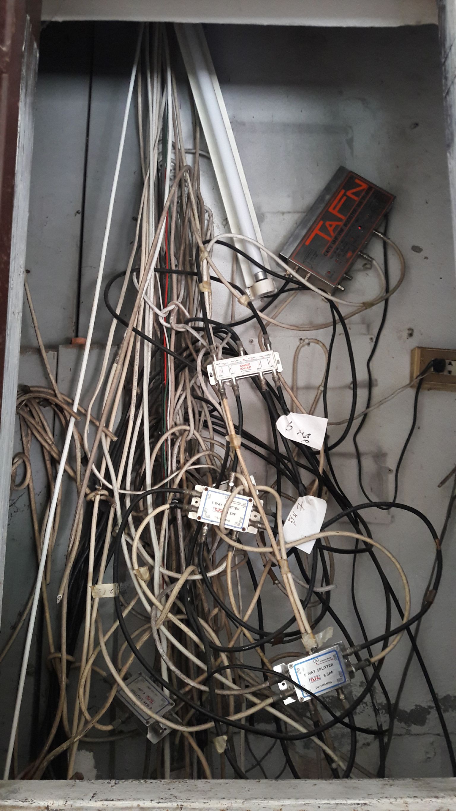 แก้ไขระบบ MATV Mbox leotech SMATV