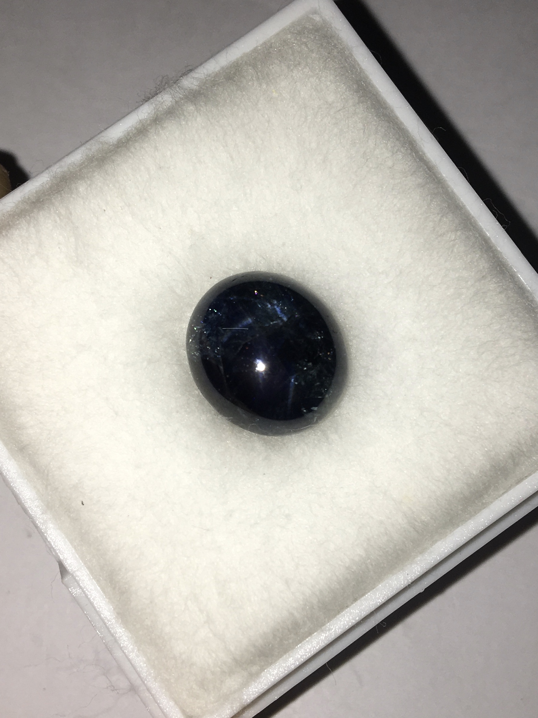 (พลอยแท้) พลอยสตาร์ แซฟไฟร์ ไพลินสตาร์ พลอยแท้ สวยแปลก สำหรับนักสะสม ไม่พอใจยินดีคืนเงิน