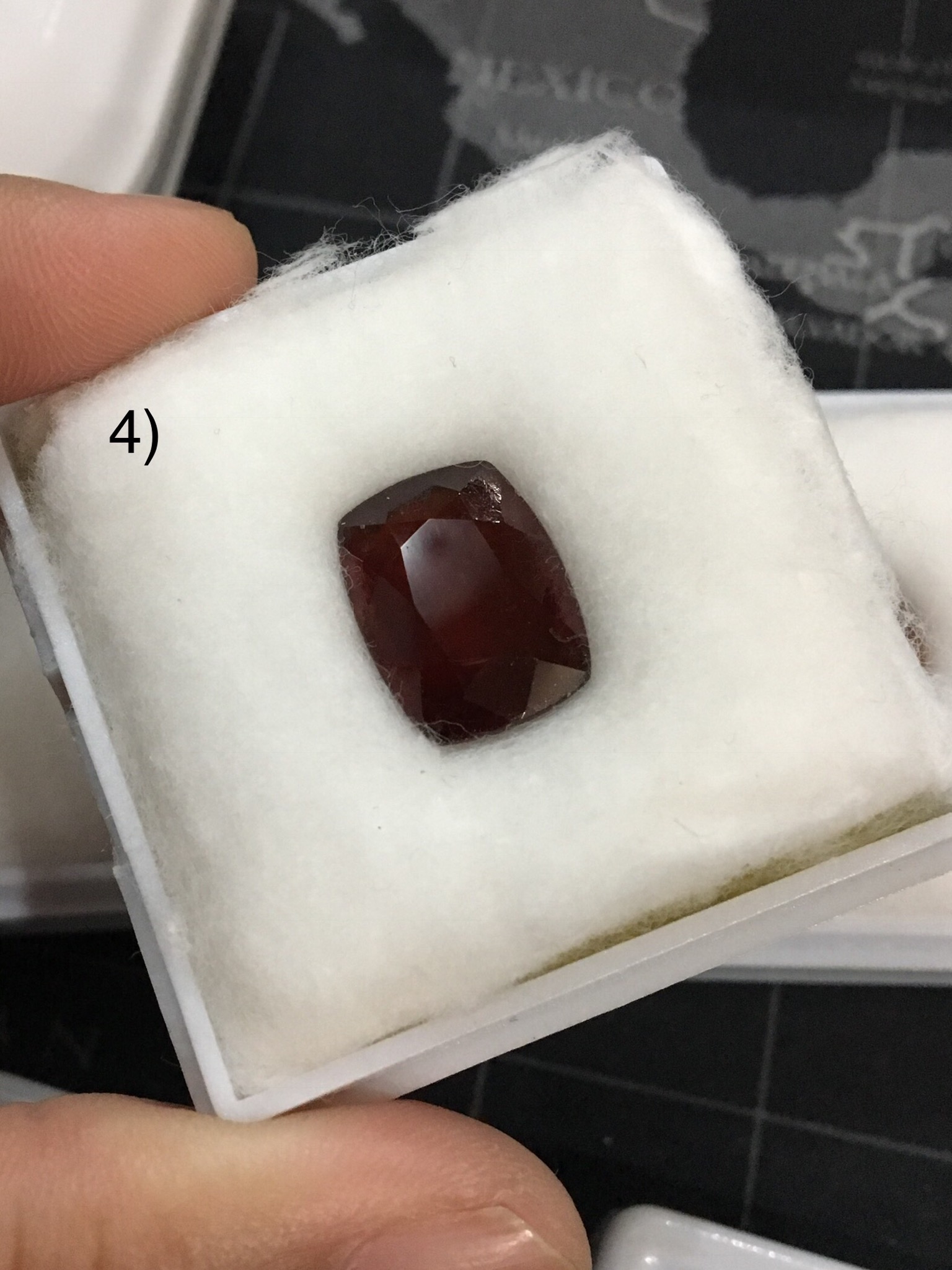 (ลดแรงส์70%)พลอยโกเมนสีส้มแท้ สีสด เนื้อสวย ไม่พอใจยินดีคืนเงินจ้า