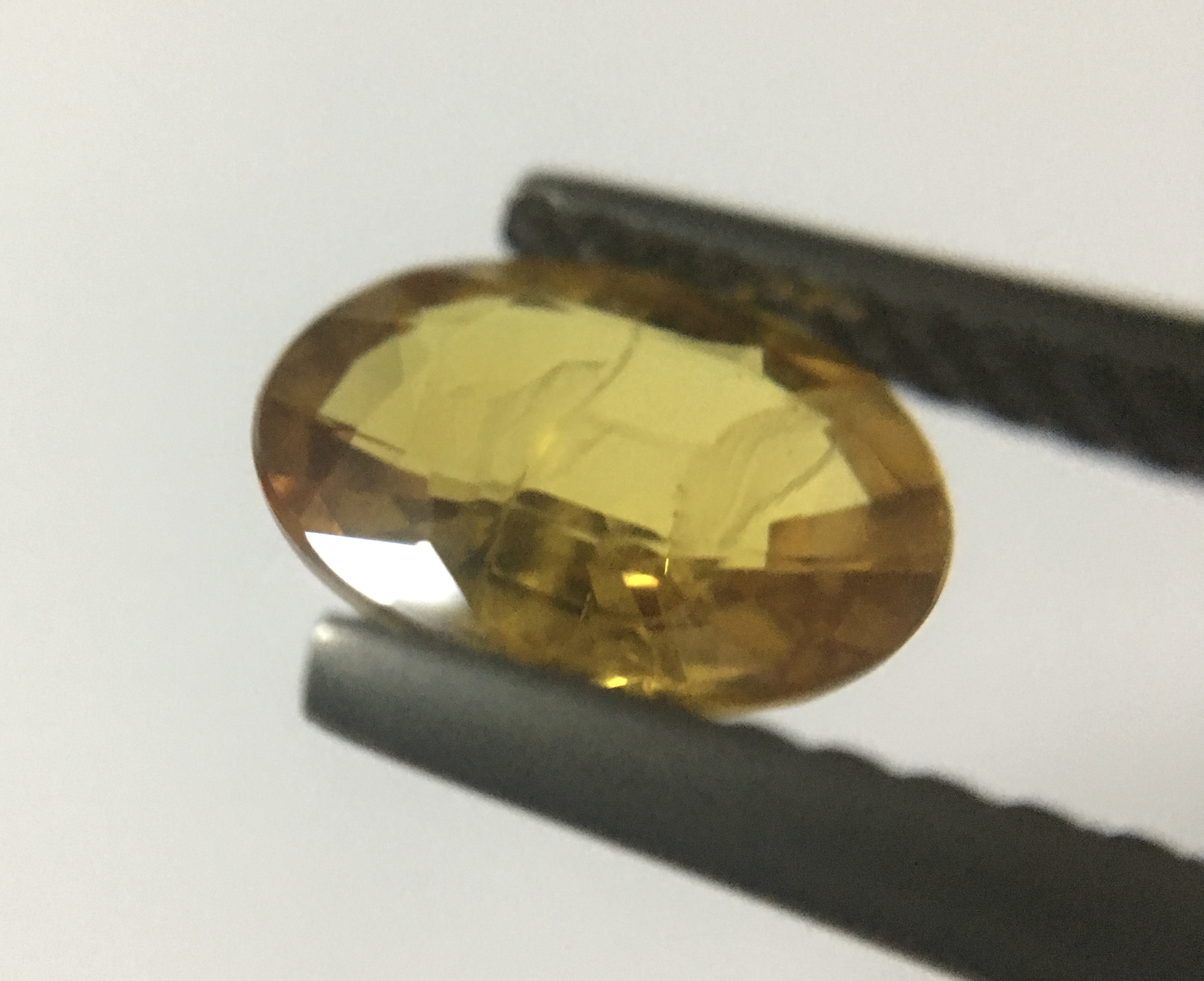 YELLOW SAPPHIRE บุษราคัม แท้ 1.14 กะรัต สีสวยสด ไฟดีม๊าก พลอยแท้ไม่พอใจยินดีคืนเงิน