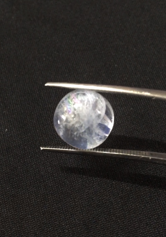 (ลดพิเศษทุกเทศกาล)เรนโบว์ มูนสโตน แท้ 4.5 กะรัต พลอยสวยแปลก มีความพิเศษเฉพาะตัว ไม่พอใจยินดีคืนเงิน