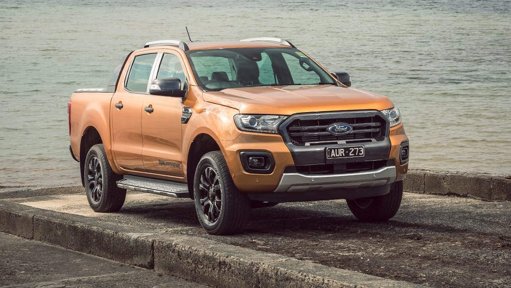 ฝาครอบรูตรงพื้นรถ FORD RANGER ปี 2012-2018 (1 ชิ้น) แท้ / รูปจริง