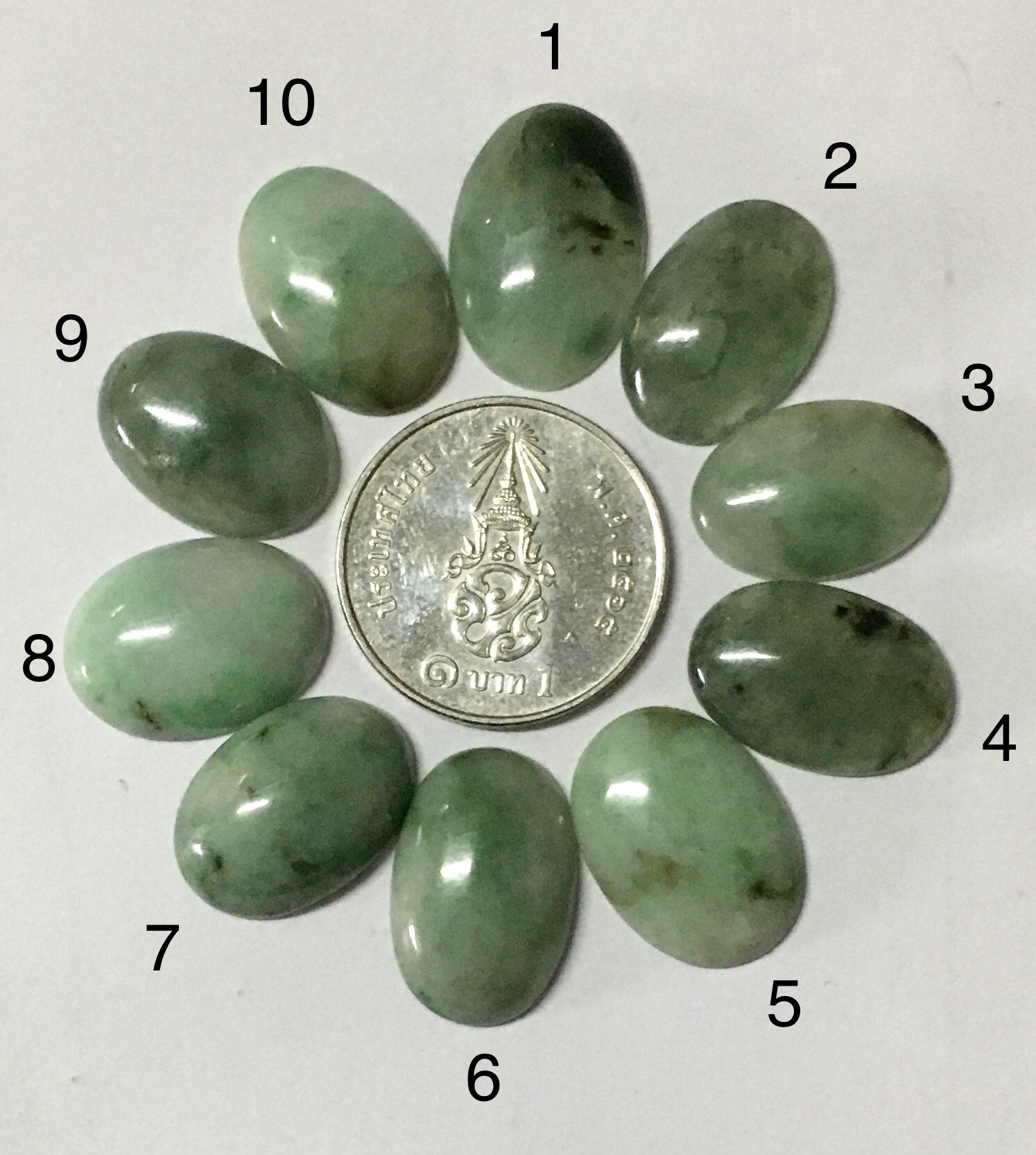 (เทๆ หยกแท้เม็ดใหญ่ 299 ทุกเม็ด) JADE หยกแท้ ธรรมชาติ คละสี คละไซส์ เหมาล็อตทำสร้อยข้อมือ สร้อยคอ ได้ สวย คลาสสิคค่ะ