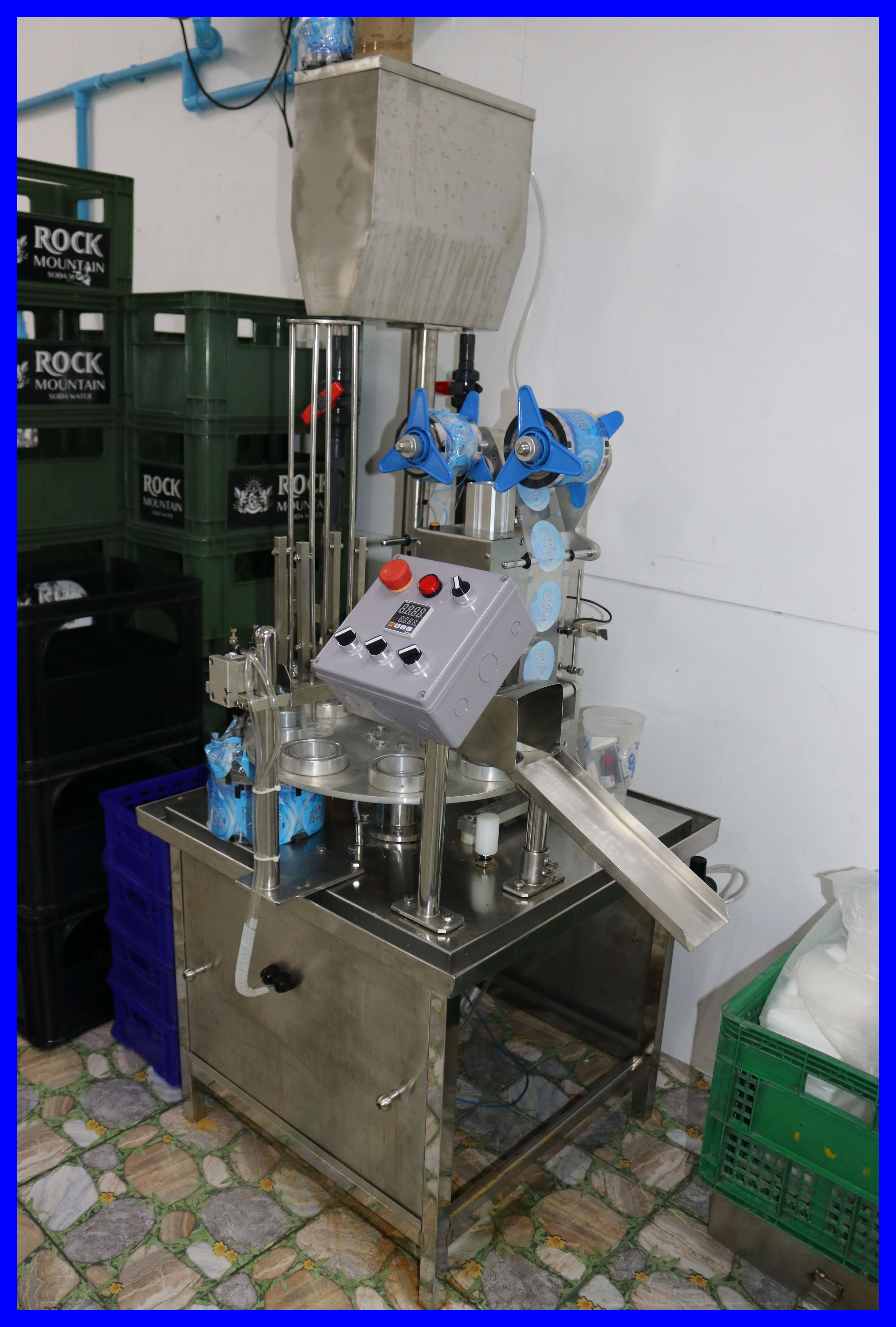 เครื่องบรรจุน้ำแก้ว(อัตโนมัติ)