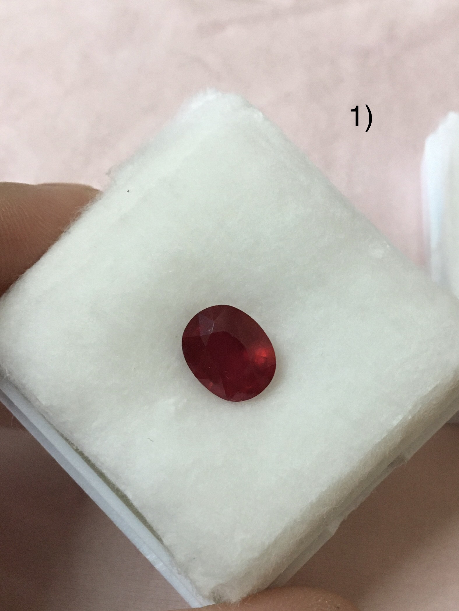 (มาใหม่ค่ะ เริ่มต้น 1950 บาท )ทับทิมแท้ 3 กะรัต และ 7 กะรัต เจียรเหลี่ยม สีแดงสด เนื้อสวย น้ำงาม ไม่พอใจยินดีคืนเงิน