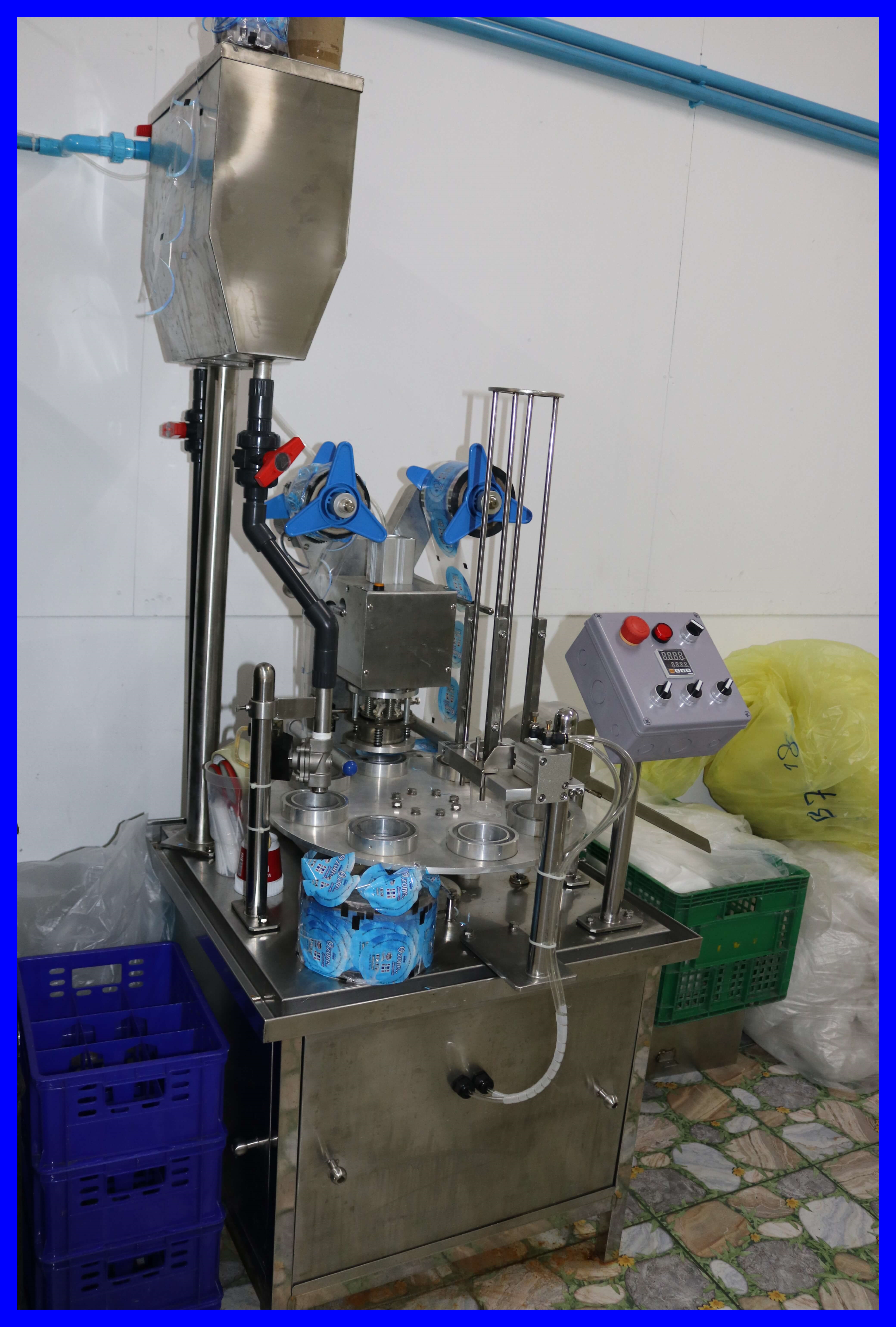 เครื่องบรรจุน้ำแก้ว(อัตโนมัติ)