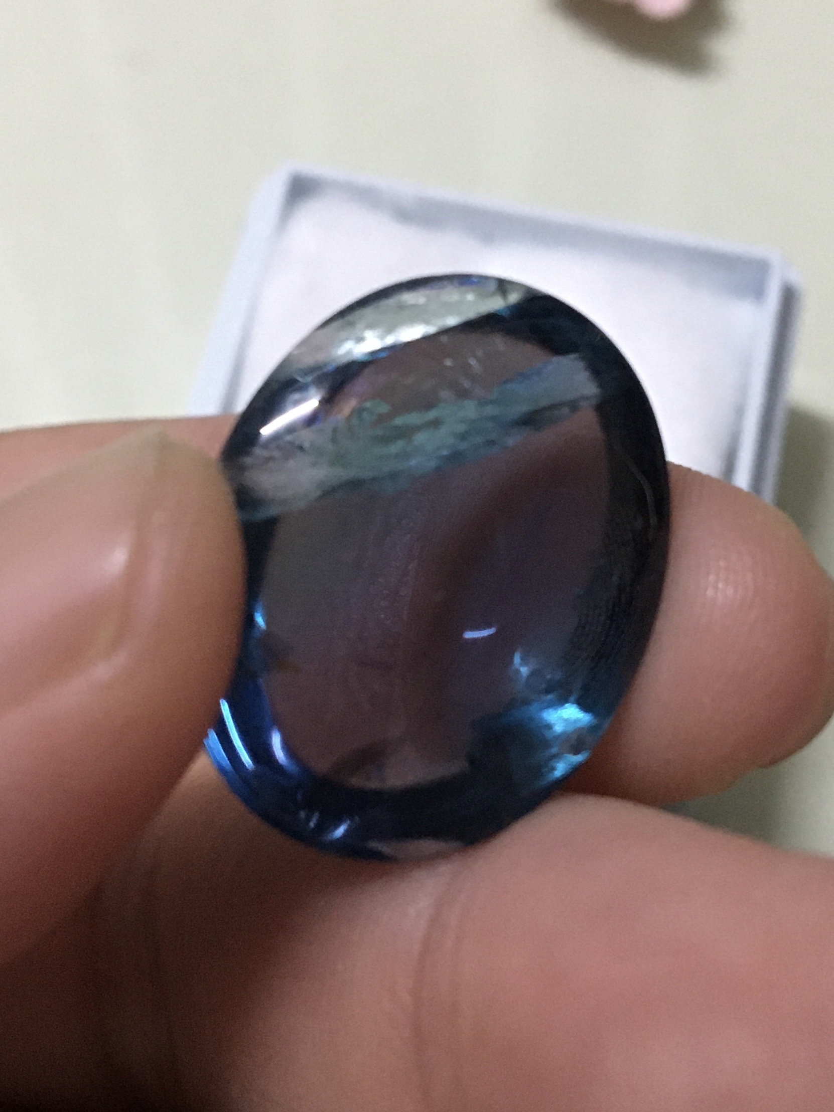 (มาใหม่จ้า)ฟลูออไรด์แท้ 31กะรัต เม็ดโต สีเขียวอมฟ้าน้ำทะล เนื้อใส ไม่พอใจยินดีคืนเงิน