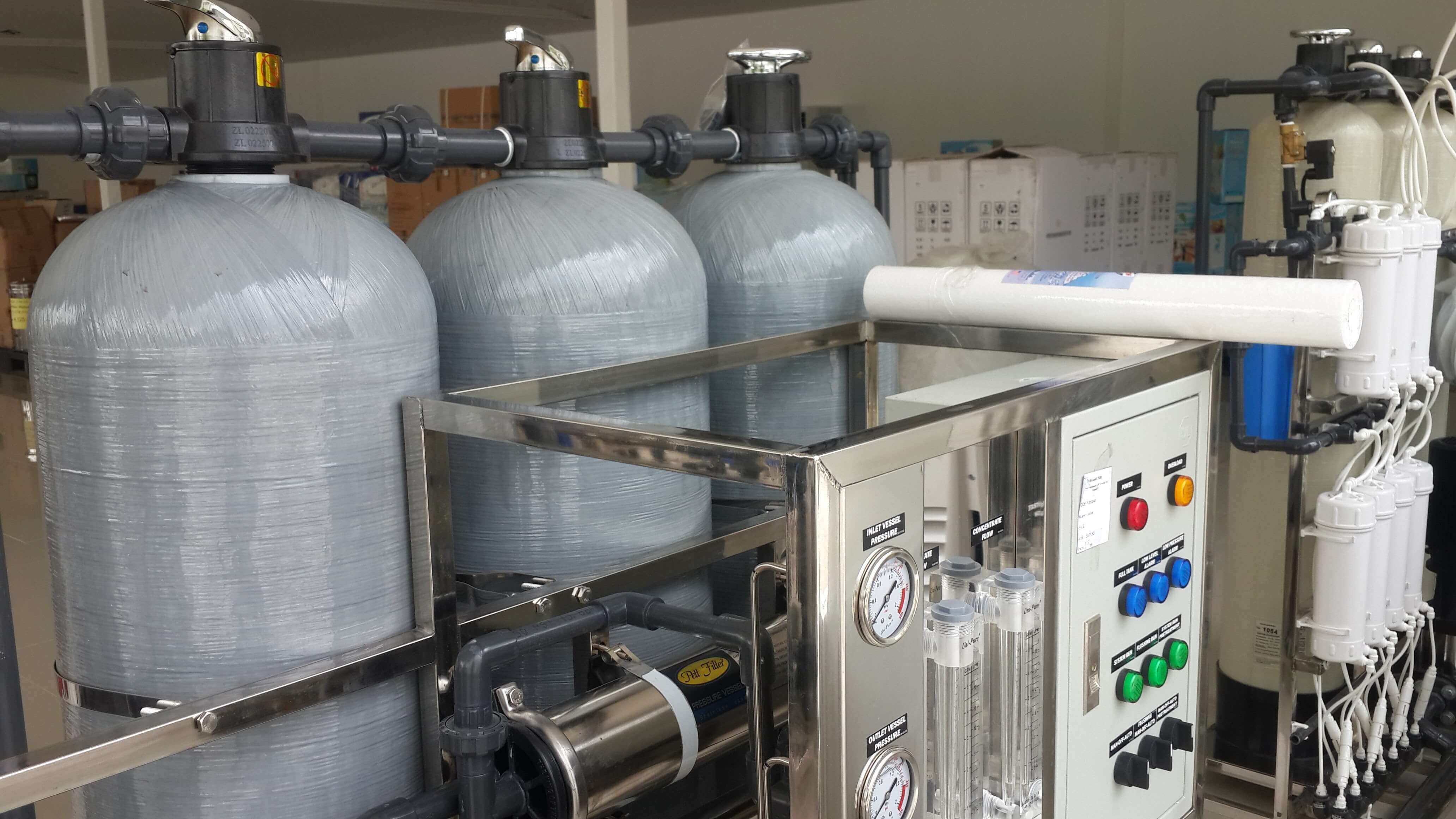 ชุดเครื่องกรองน้ำดื่ม SOFT + RO อัตรา 3000 ลิตร/วัน