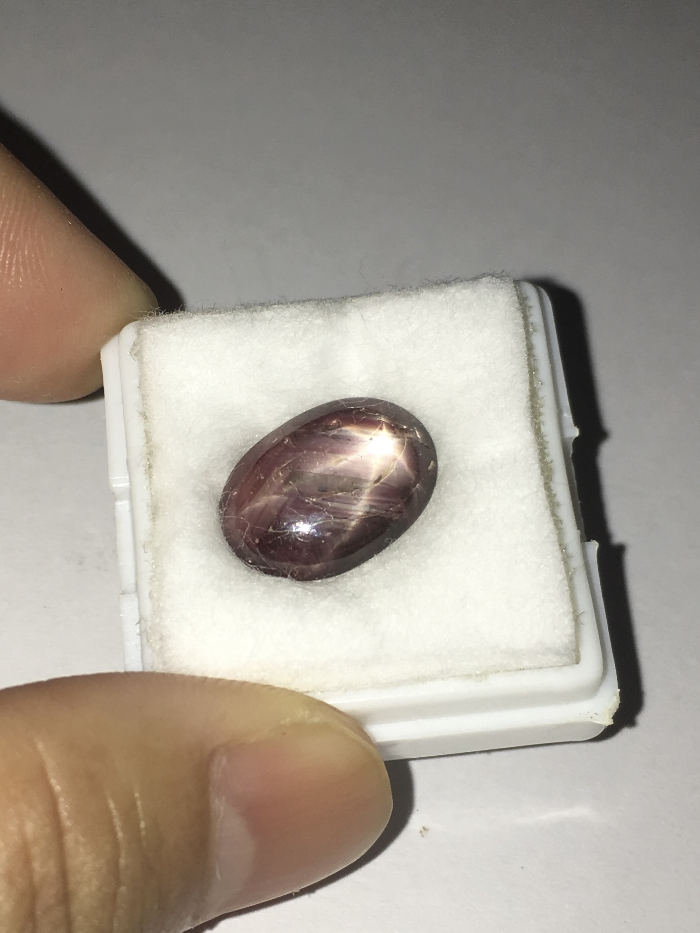 STAR RUBY ทับทิมสตาร์แท้ 6.7 กะรัต สีแดงโทนเข้ม หน้าสว่าง ขาชัดสวย เม็ดใหญ่สวย