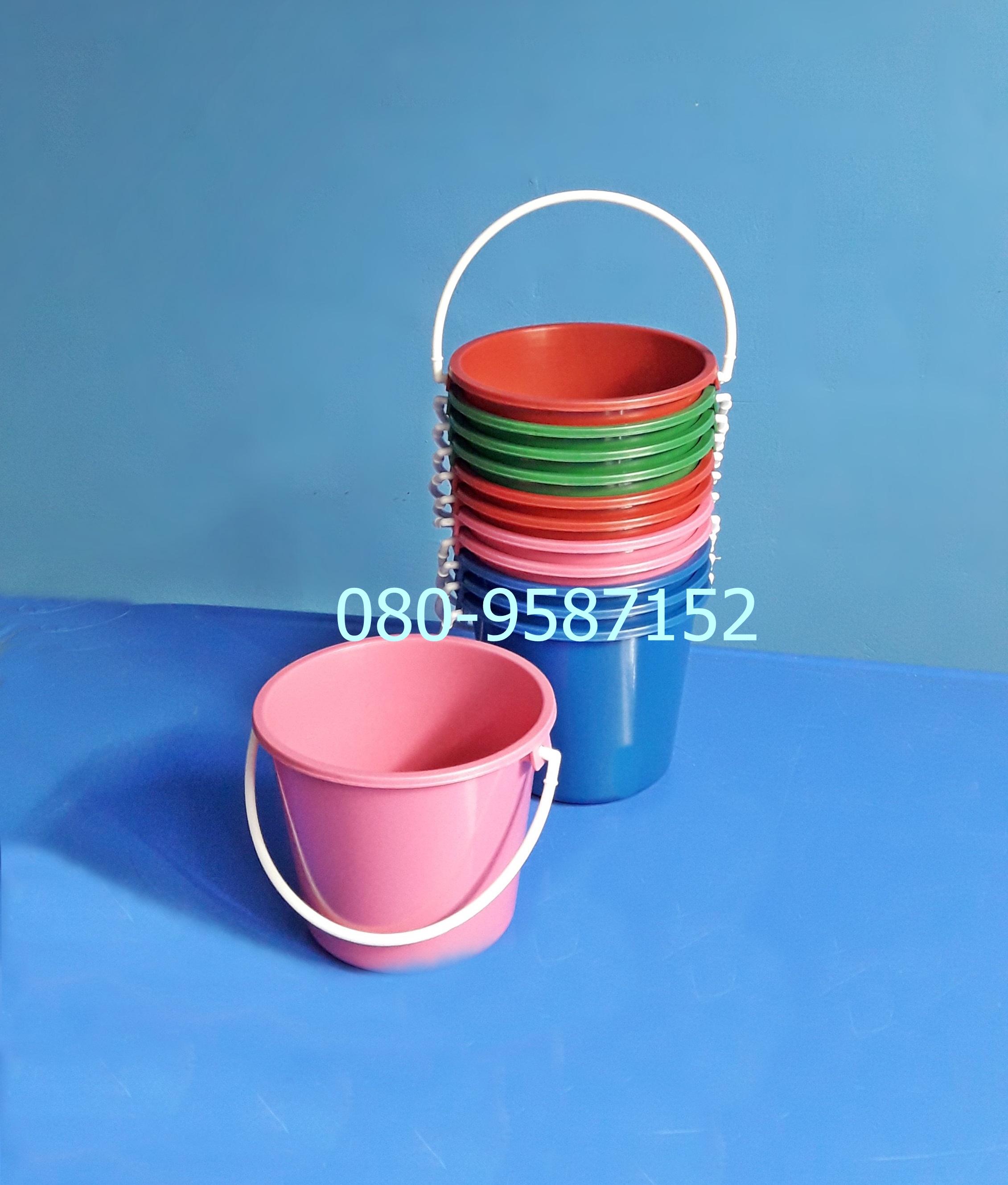 ถังน้ำหูหิ้ว-พลาสติก กลม ขนาด 0.5 แกลลอน /โหล