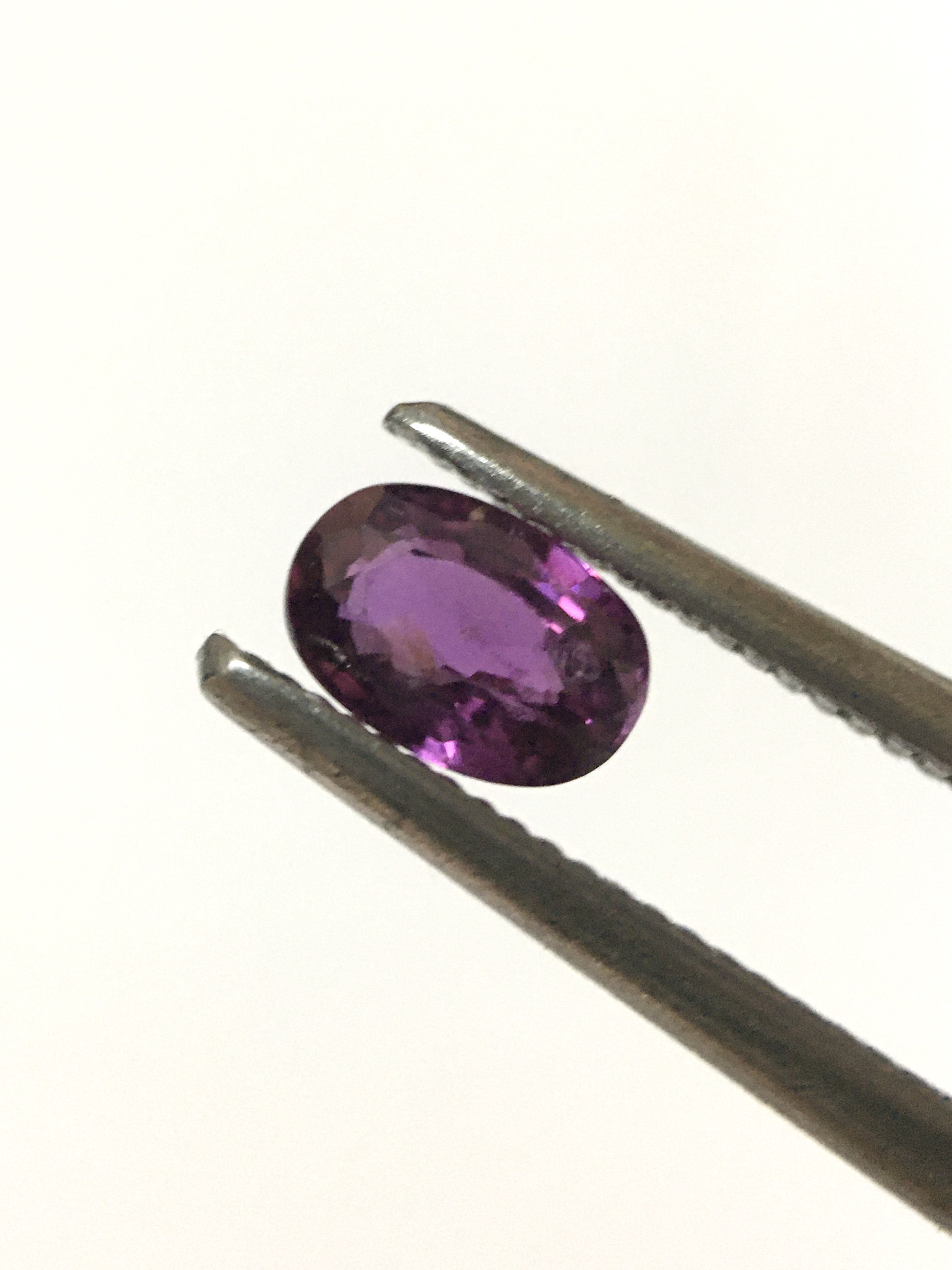 (มาใหม่ค่ะ) ทับทิมสยาม 0.39 กะรัต พลอยดิบสีสวย เม็ดเล็กแบบมินิมอลสุดๆ พลอยสวยน่าสะสม