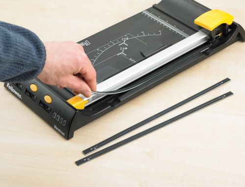 แผ่นยาง รองตัด แท่นตัดกระดาษ Fellowes (ขนาด A4)