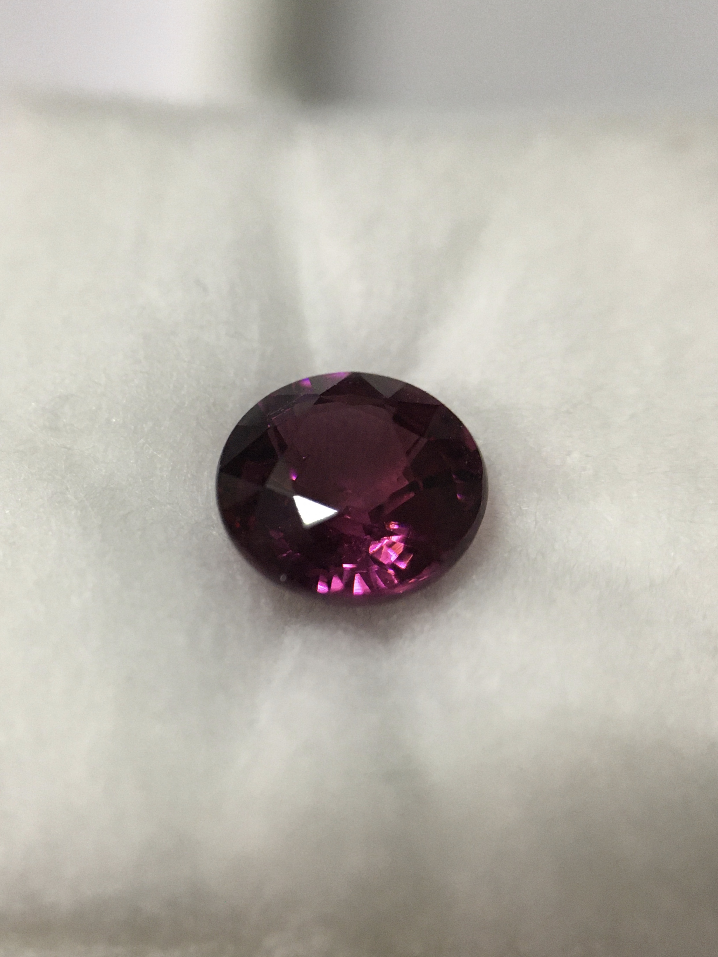 RHODOLITE โรโดไลท์ แท้ 1.61 กะรัต พลอยดิบสีม่วงจัด สวยลึก มีเสน่ห์มากๆค่ะ