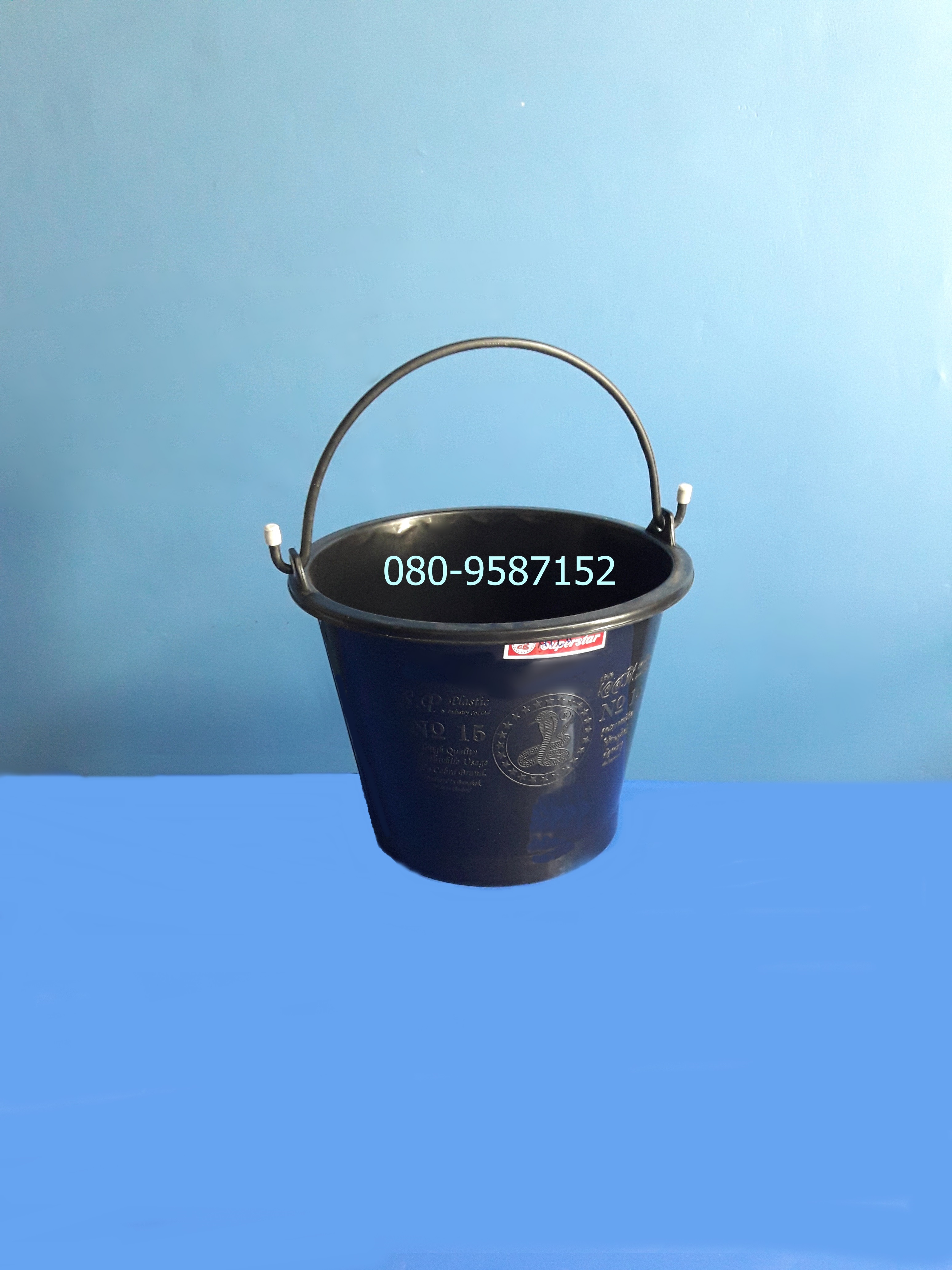 ถังน้ำหูหิ้ว-พลาสติกกลมดำ ตรางู ขนาด 15 ซ.ม