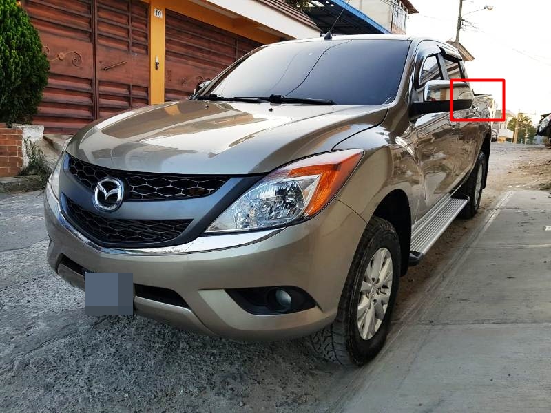 ไฟเลี้ยวกระจกมองข้าง ข้างขวา มาสด้าบีที่ 50 โปร MAZDA BT50 PRO ( 1 ชิ้น) / แท้ห้าง