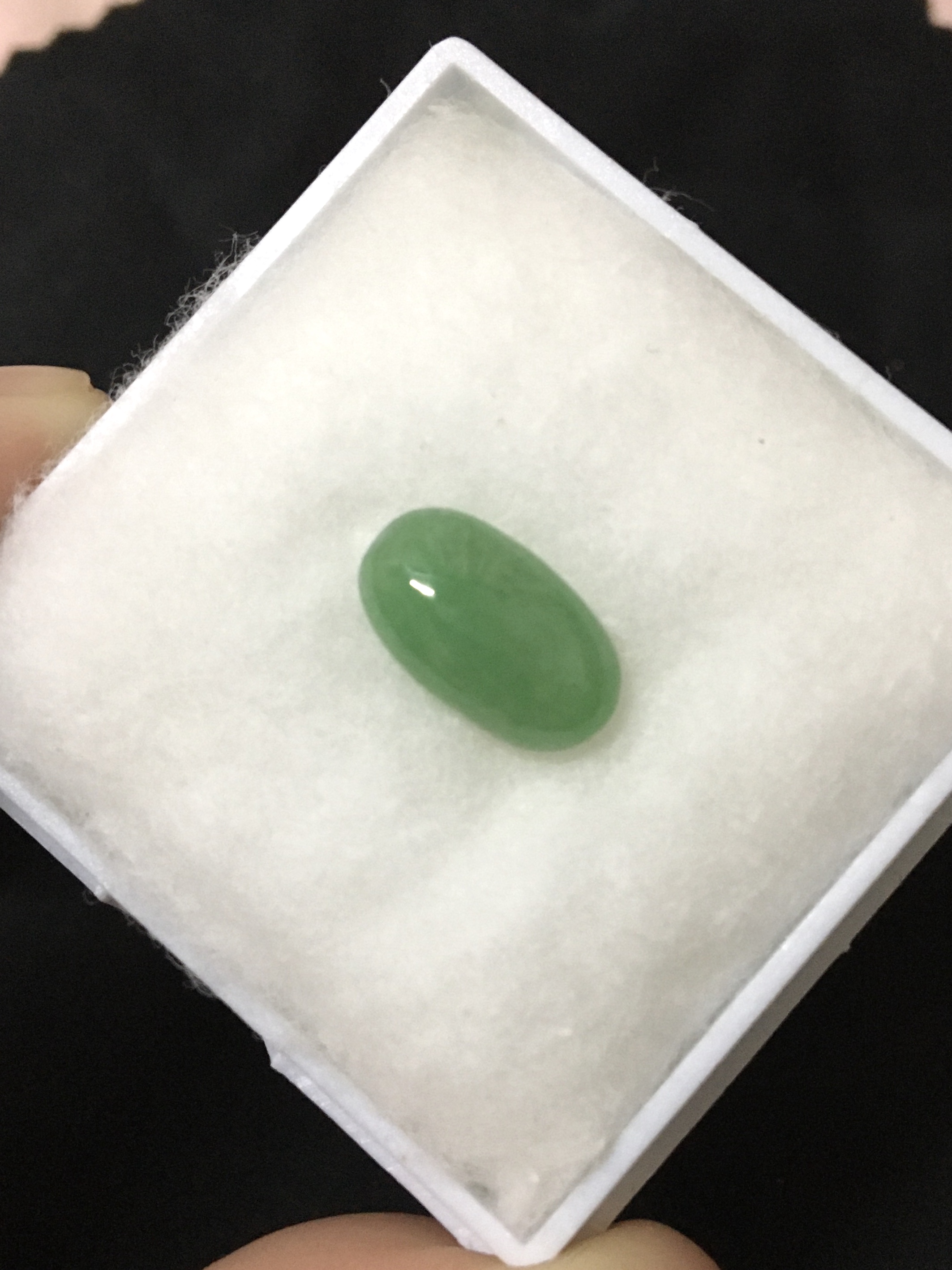 (มาใหม่จ้า)หยกแท้ 3.9 กะรัต สีหวาน ทรงกำลังสวย ราคาเบาๆ ไม่พอใจยินดีคืนเงิน