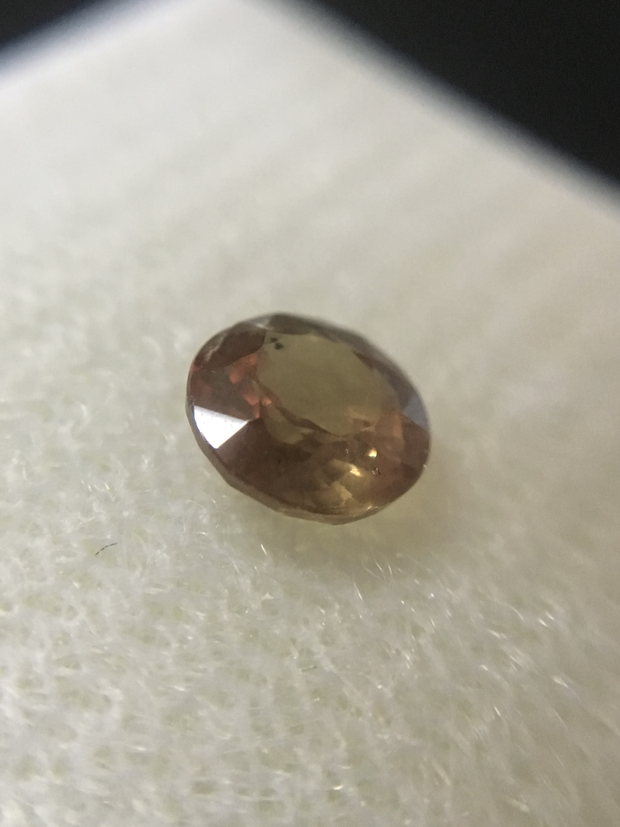 COLOR CHANGE GARNET แท้ 0.82 กะรัต เนื้อสะอาดไฟดีสีสวยมากค่ะ