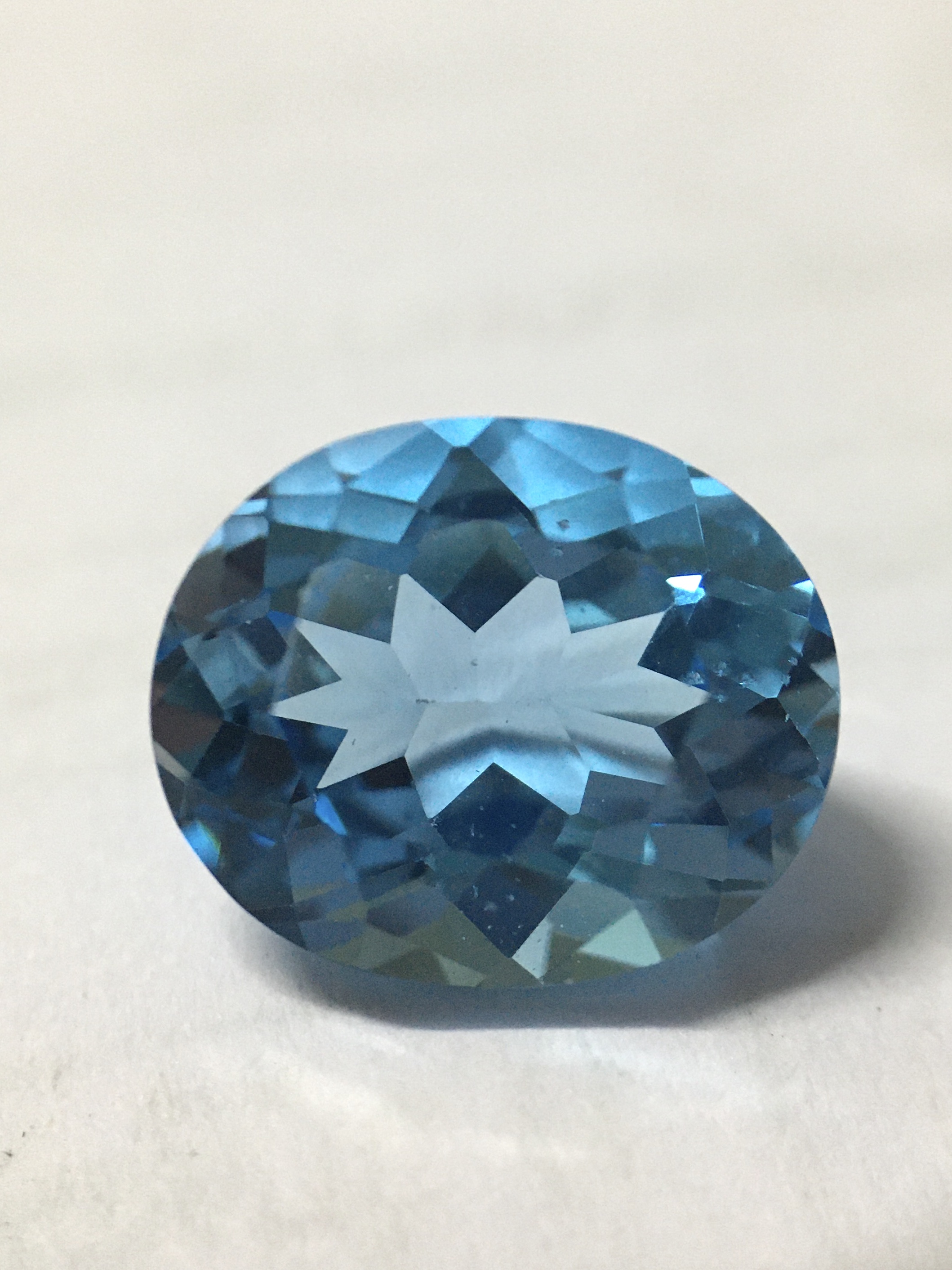 BLUE TOPAZ บลูโทพาซแท้ 4.3 กะรัตสีฟ้าสด เนื้อสวยใส ไฟดีวิบวับสุด