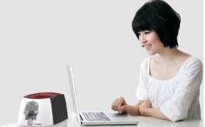 เครื่องพิมพ์บัตร Evolis รุ่น Badgy 200