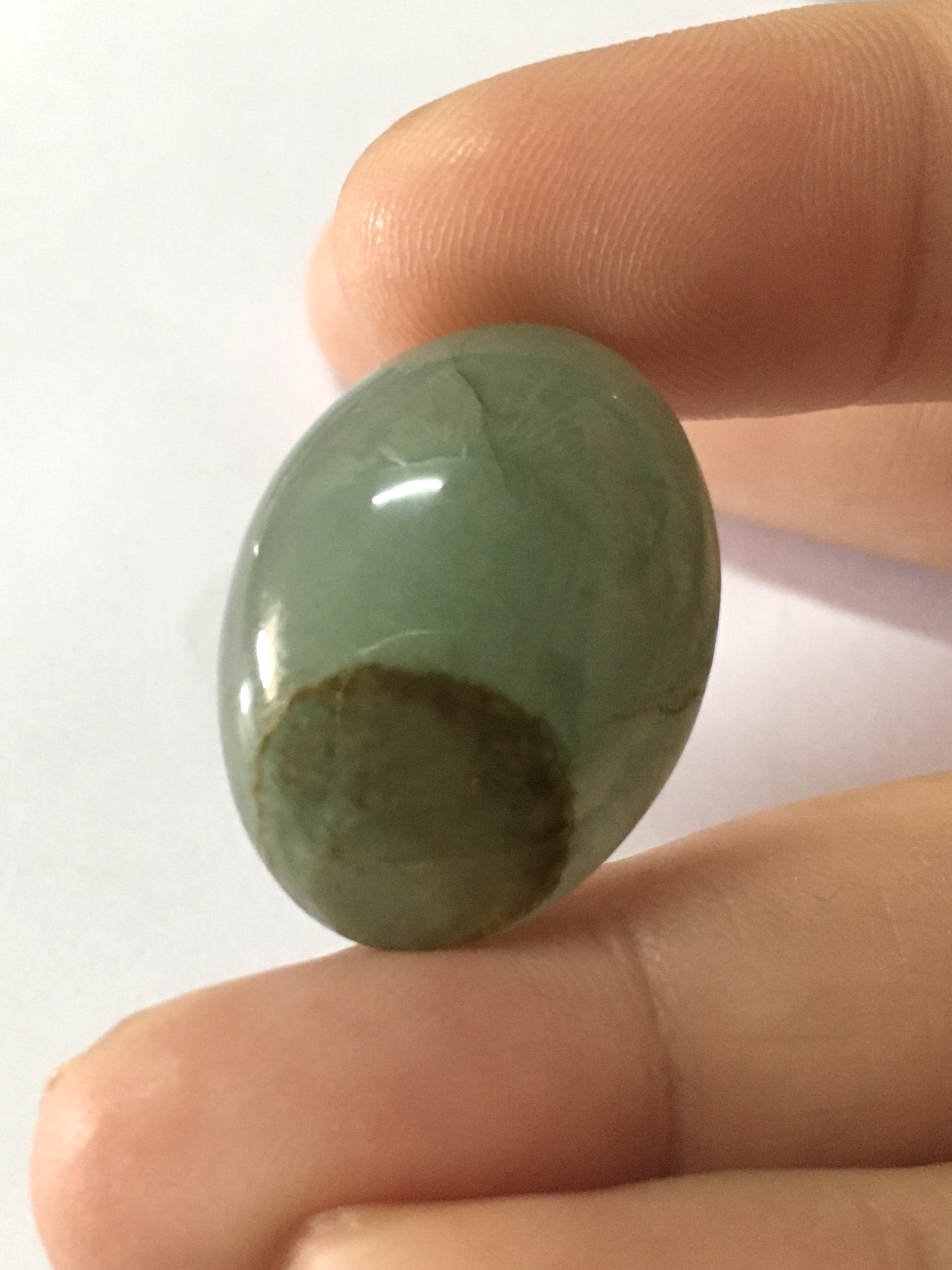 (Big size) JADE หยกแท้ 30 กะรัต และ 36 กะรัต ไซส์ใหญ่เนื้อเนียนสวย มีตำหนิตามภาพค่ะ