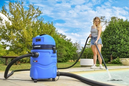 เครื่องดูดตะกอน สระว่ายน้ำและบ่อปลา Lavor รุ่น Swimmy