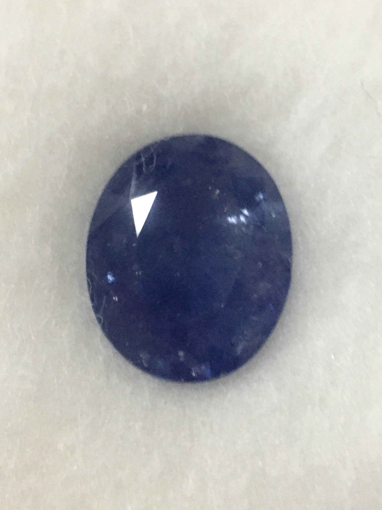 (990 เท่านั้น)ไพลินแท้ 1.5 กะรัต เนื้อแก้ว สีดี เหมาะสำหรับทำแหวนคุณผู้หญิง ไม่พอใจยินดีคืนเงิน