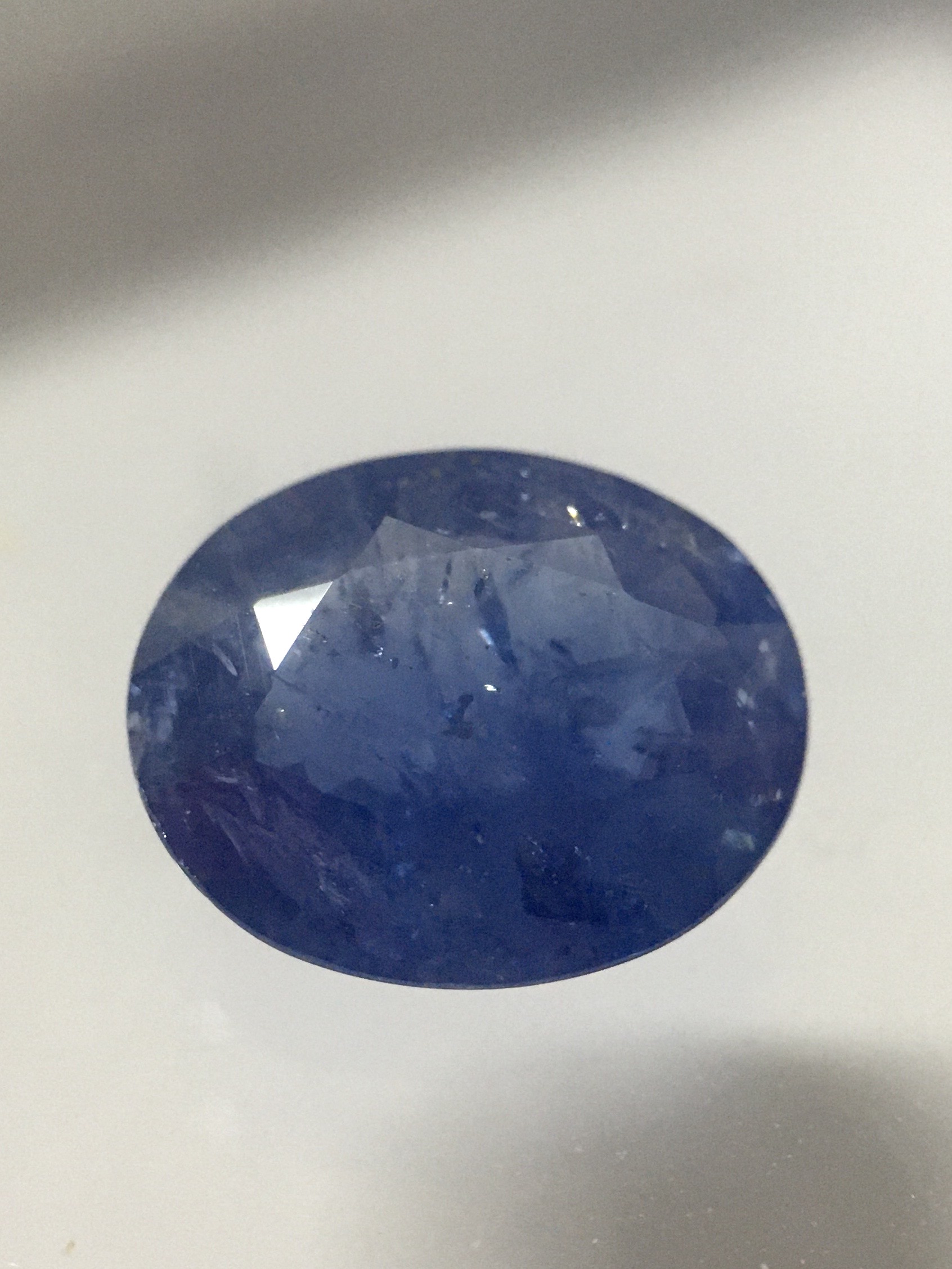 (990 เท่านั้น)ไพลินแท้ 1.5 กะรัต เนื้อแก้ว สีดี เหมาะสำหรับทำแหวนคุณผู้หญิง ไม่พอใจยินดีคืนเงิน