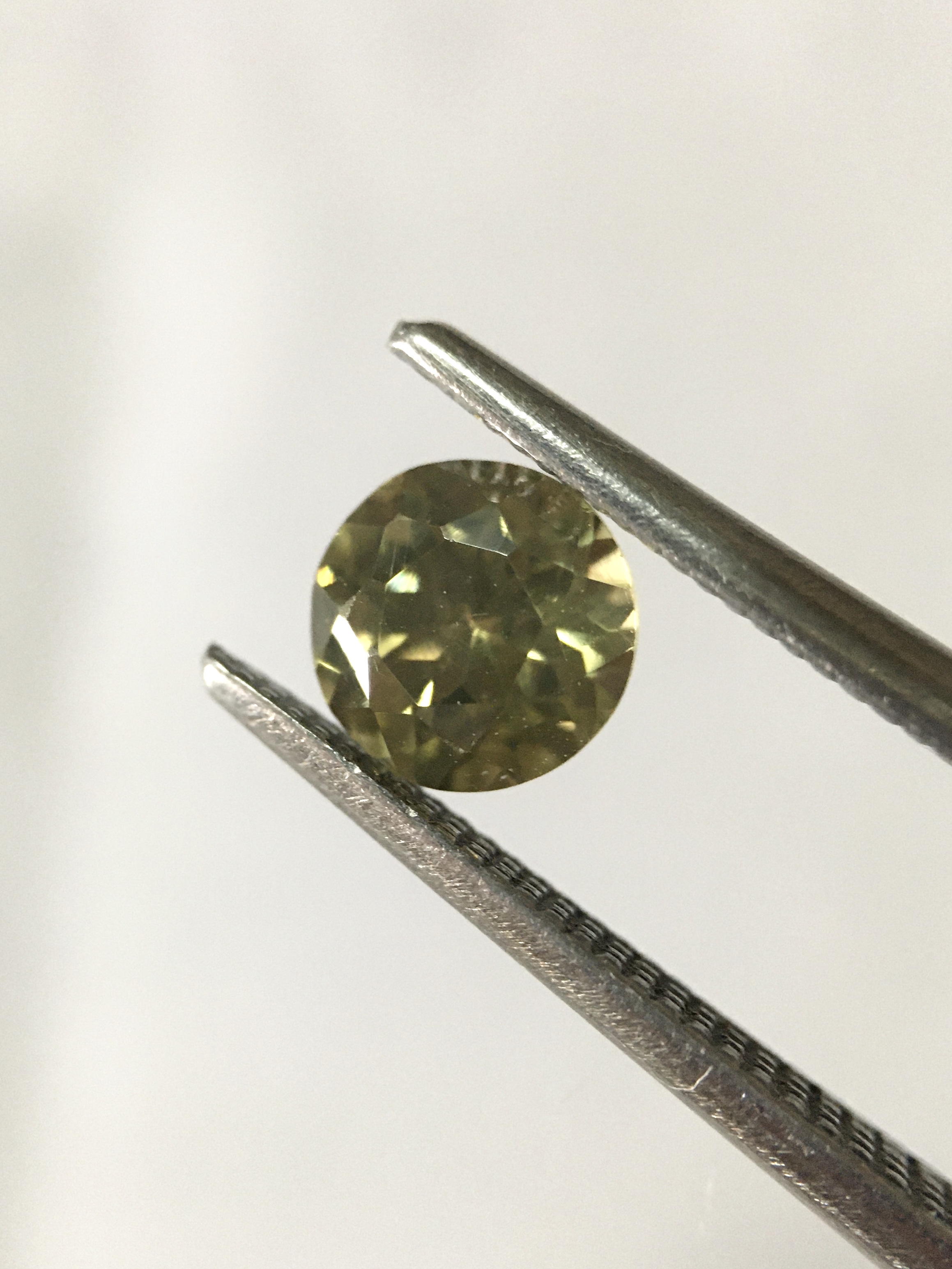 MALI GARNET มาลี การ์เนตแท้ 0.78 กะรัต พลอยดิบ เนื้อสะอาด ไฟดี สีสวยมีเสน่ห์