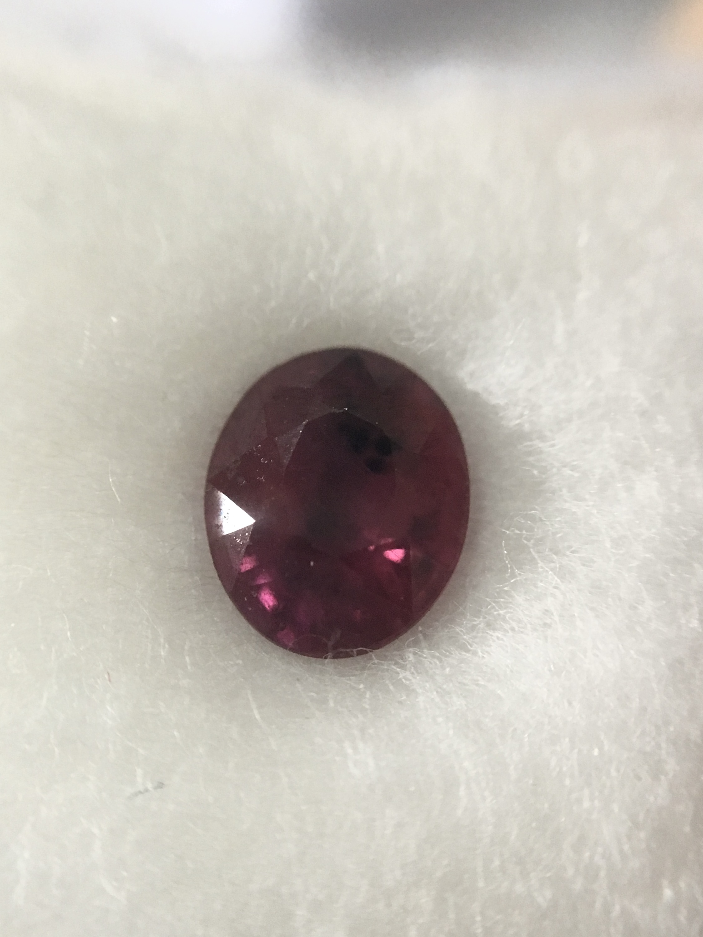 RUBY ทับทิมแท้ 1.17 กะรัต พลอยเผาเก่าสีแดงเลือดนก เม็ดนี้สีสวยค่ะ