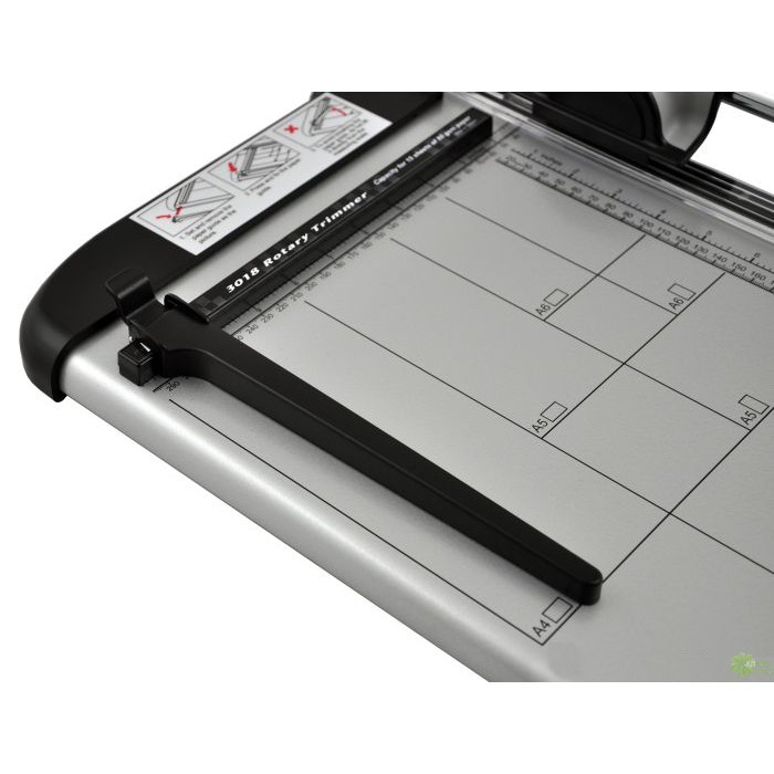 เครื่องตัดกระดาษ A6 - A4 รุ่น 3018 (13018)