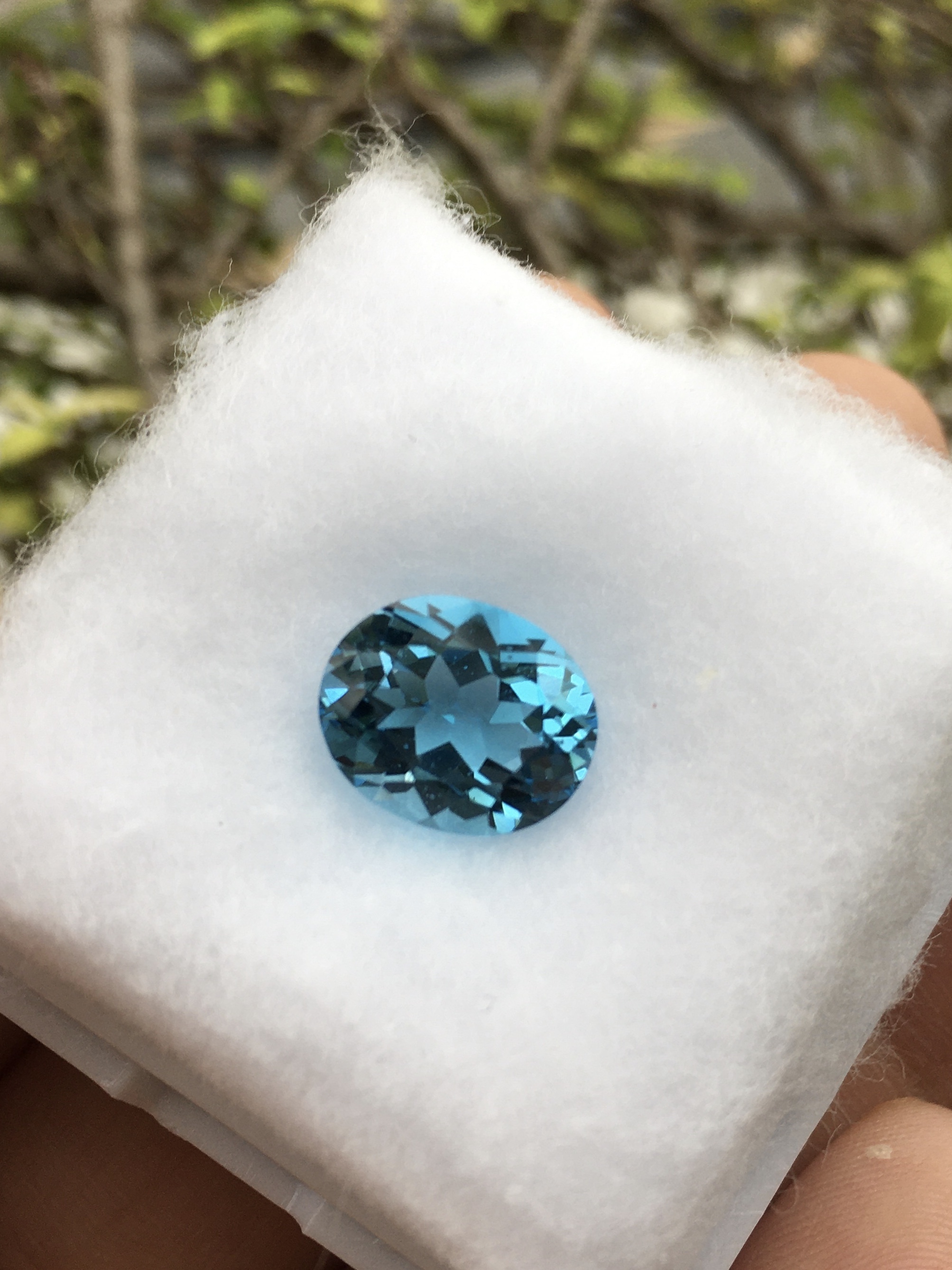 BLUE TOPAZ บลูโทพาซแท้ 4.3 กะรัตสีฟ้าสด เนื้อสวยใส ไฟดีวิบวับสุด