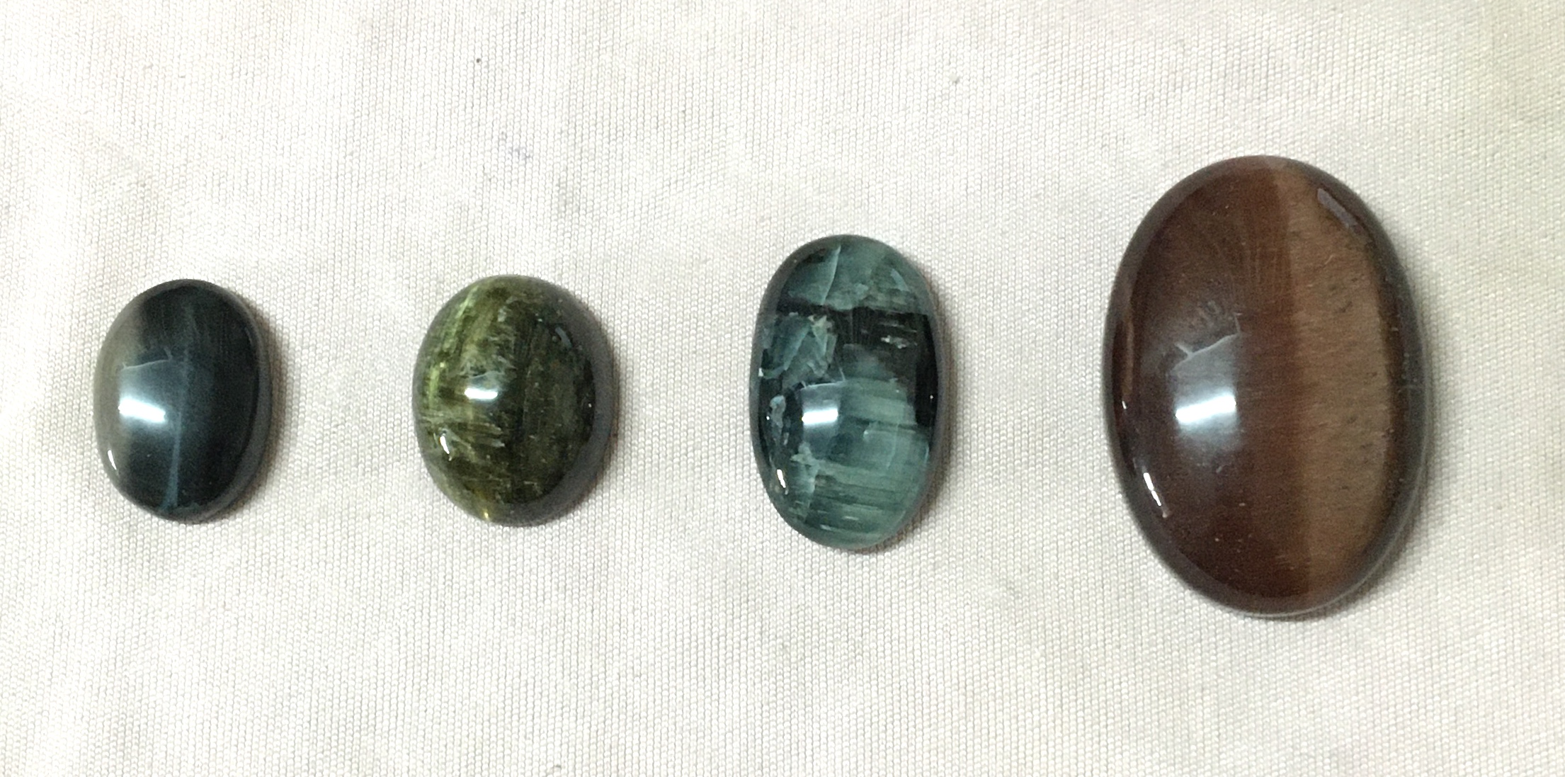 (เริ่มต้น 390)ไทเกอร์อาย หรือ พลอยตาแมว พลอยแท้ พลอยสวย ไม่พอใจยินดีคืนเงิน