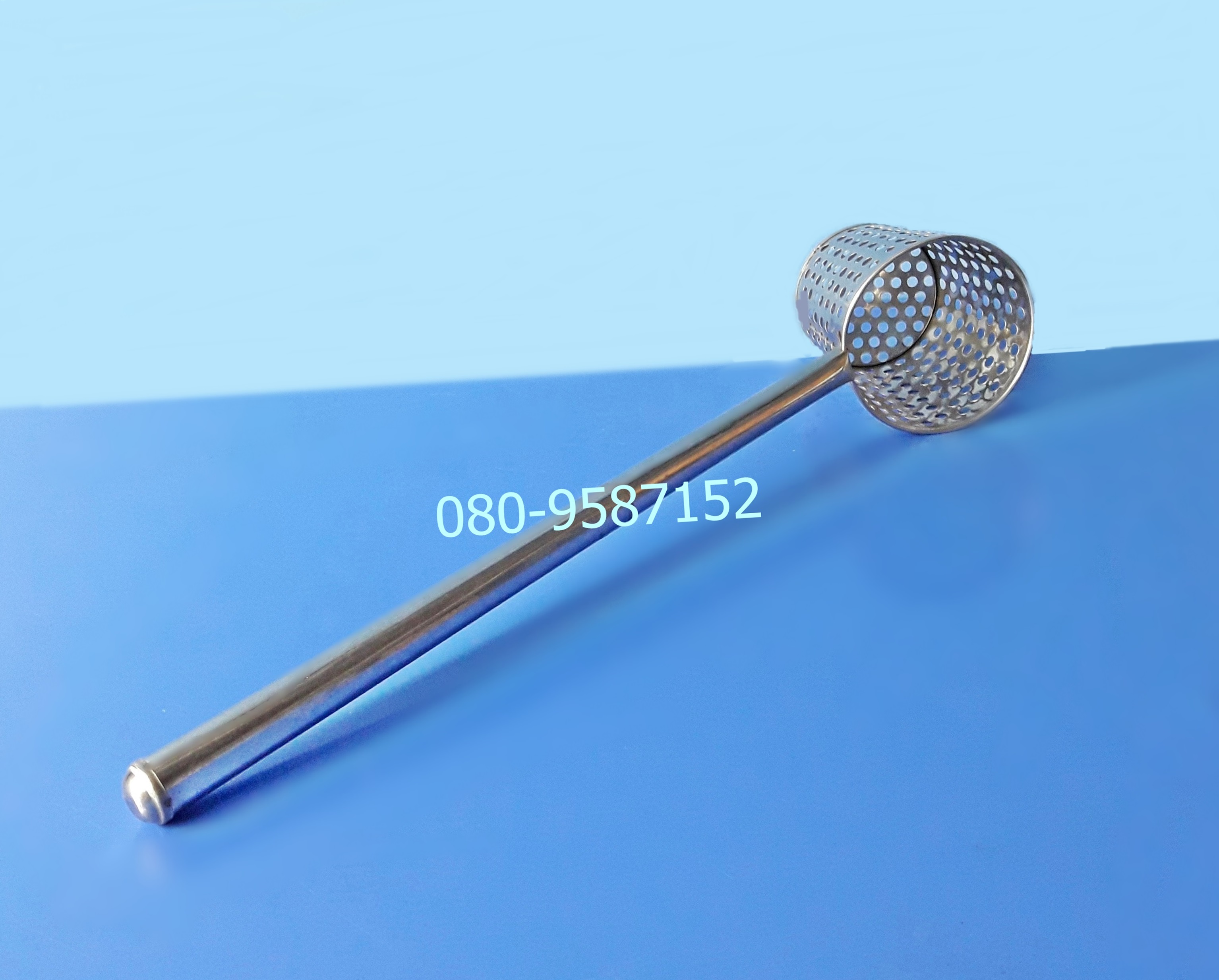 ตระกร้อลวกก๋วยเตี๋ยว-สแตนเลสเจาะ ขนาดใหญ่