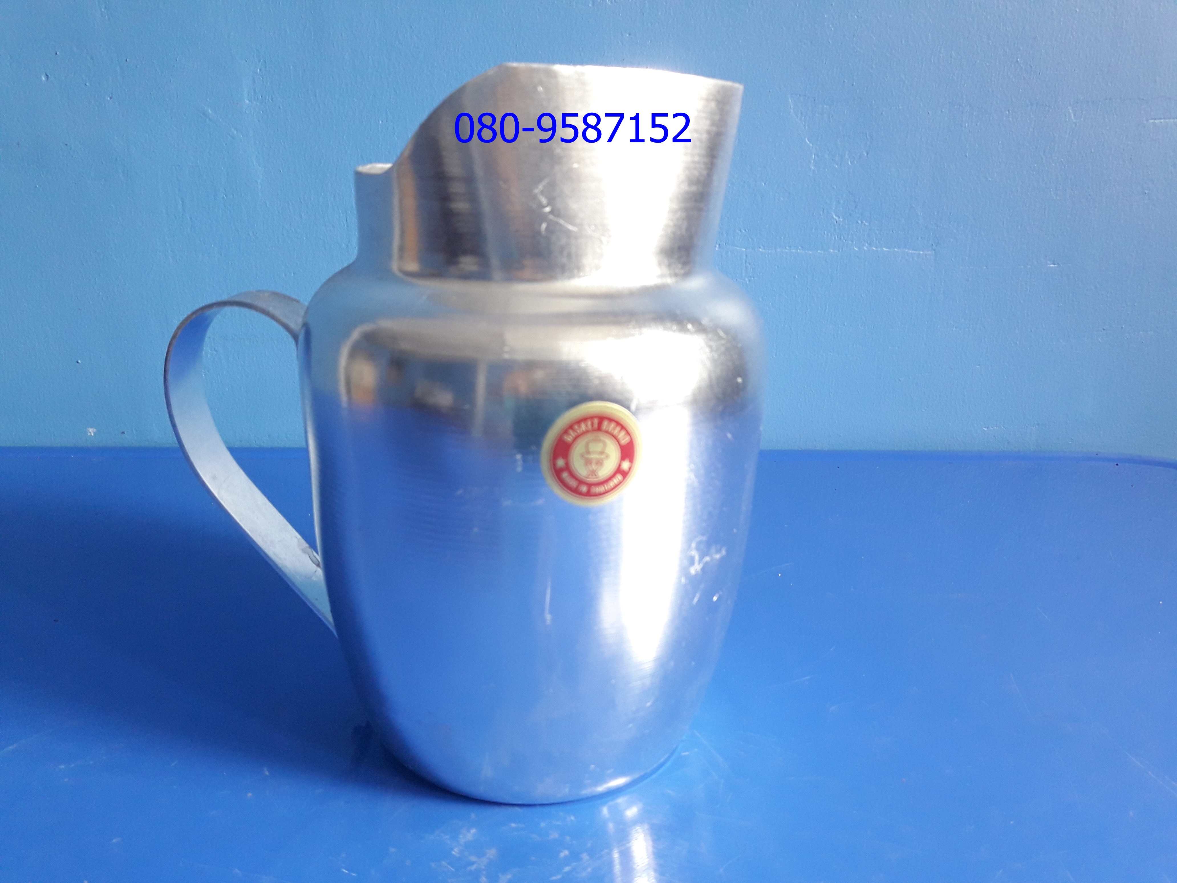 เหยือกน้ำอลูมิเนียมเรียบ ตราอูฐ ขนาด 13 ซ.ม