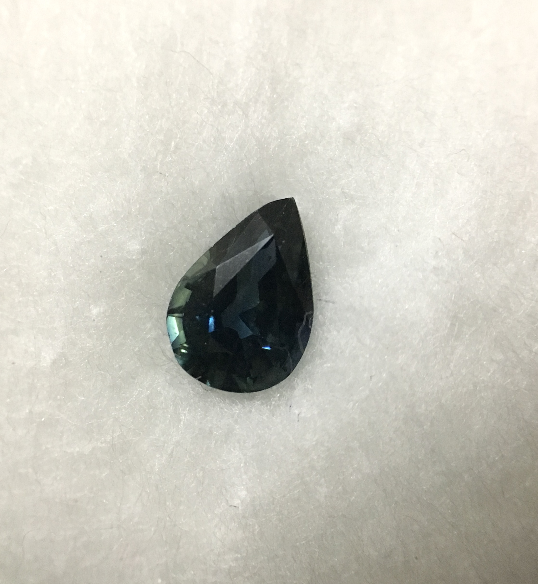 (มาใหม่ค่ะ)ไพลินแท้ 0.48กะรัต สีน้ำเงินติดเขียวสวย เม็ดจิ๋วๆ สีสวยไฟดี ไม่พอใจยินดีคืนเงิน