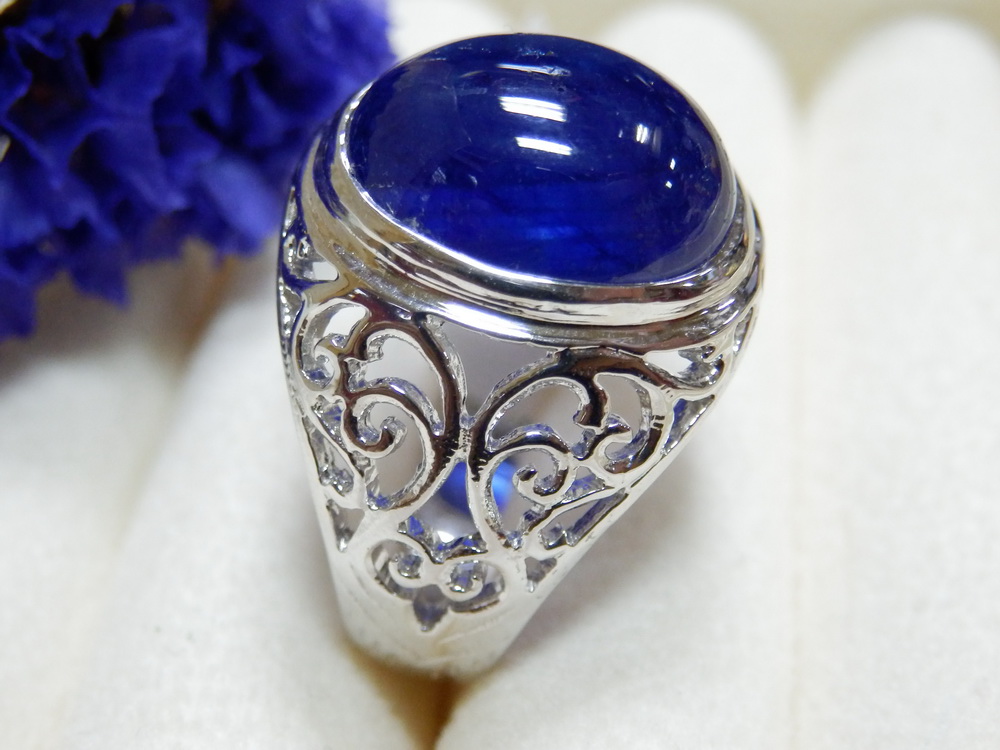 PP5401 แหวนไพลินแท้ ก้านฉลุลายดีไซน์คลาสสิค