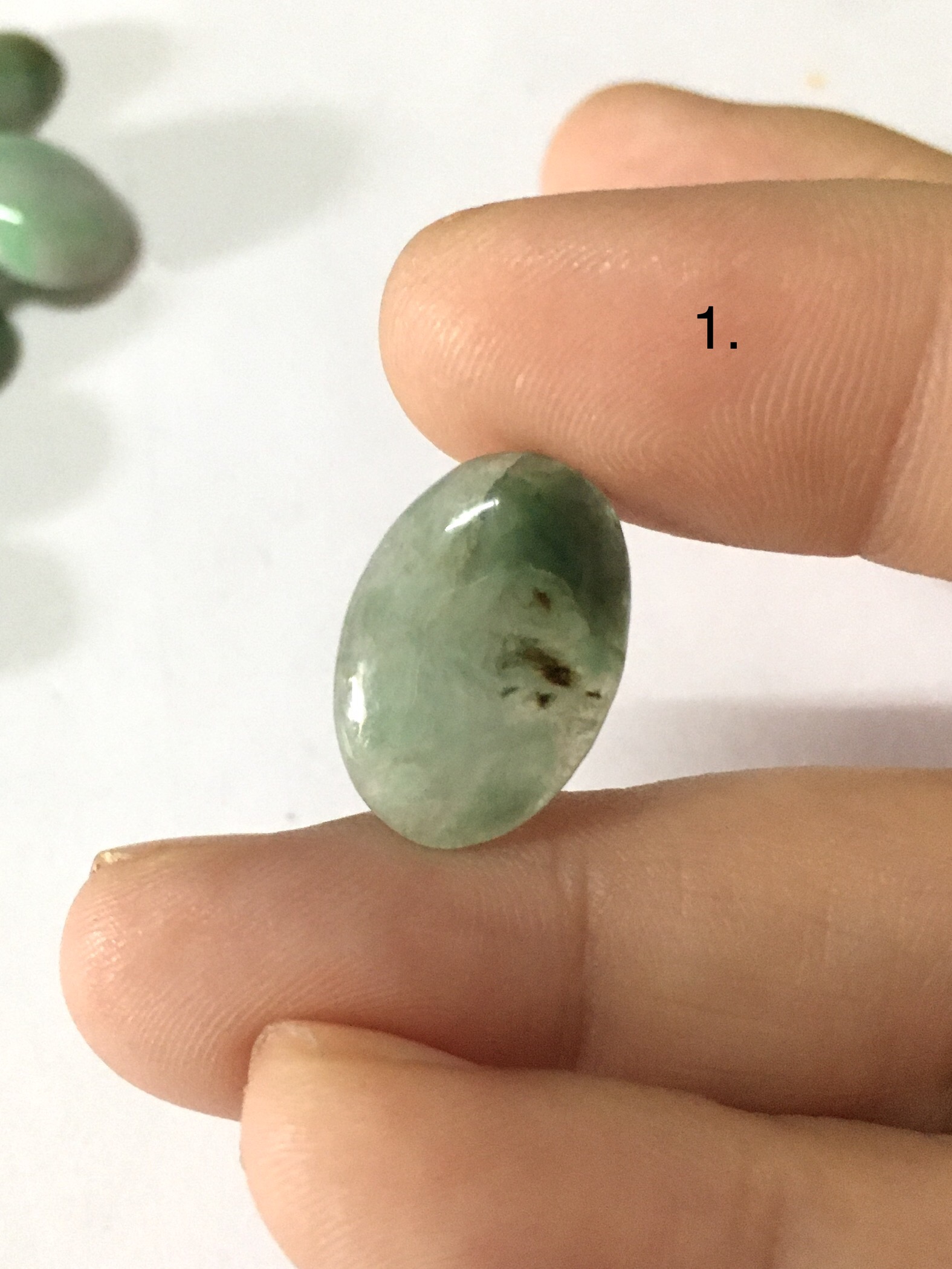 (เทๆ หยกแท้เม็ดใหญ่ 299 ทุกเม็ด) JADE หยกแท้ ธรรมชาติ คละสี คละไซส์ เหมาล็อตทำสร้อยข้อมือ สร้อยคอ ได้ สวย คลาสสิคค่ะ